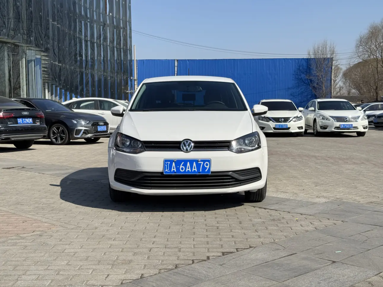 Volkswagen Polo  из Китая