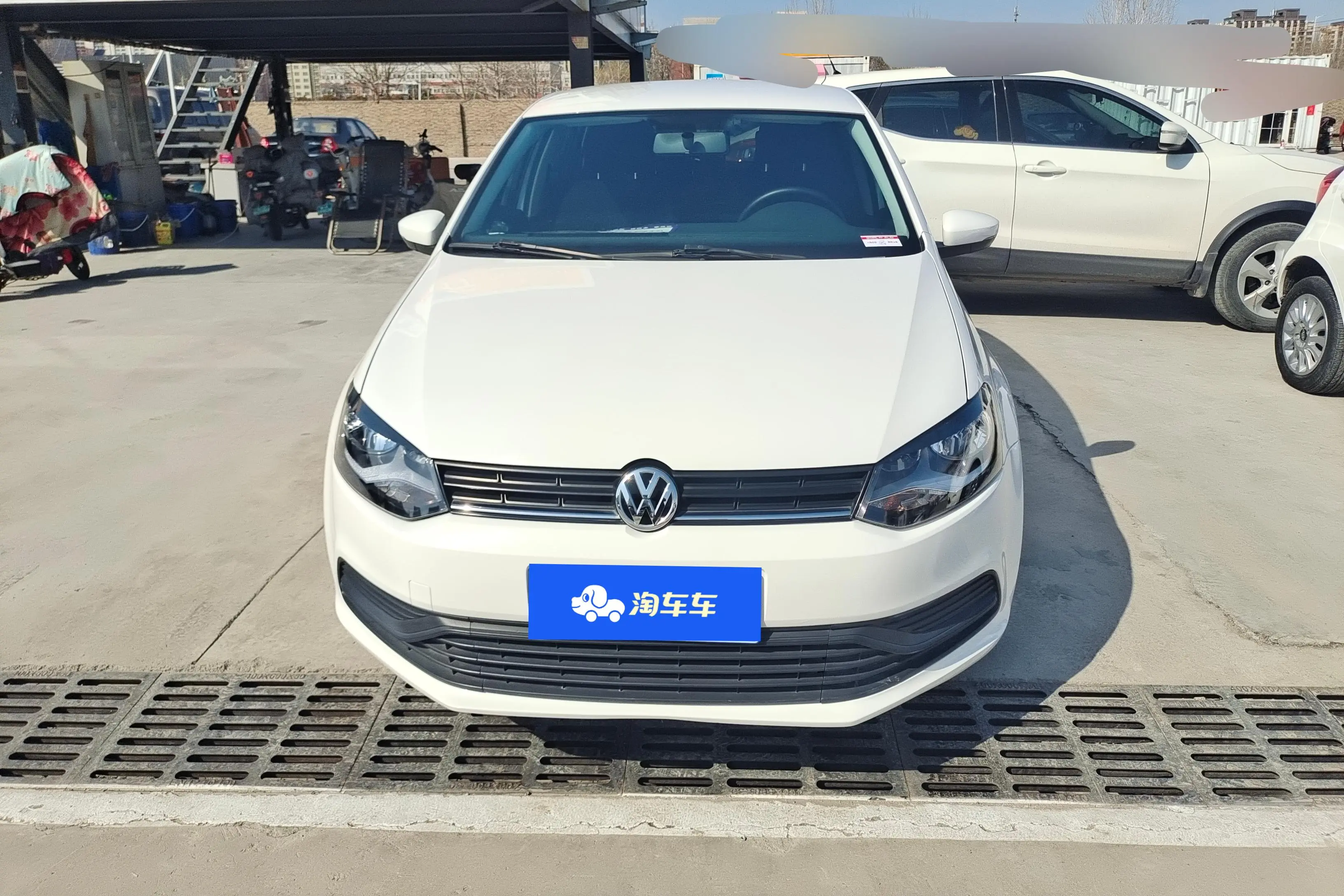 Volkswagen Polo  из Китая