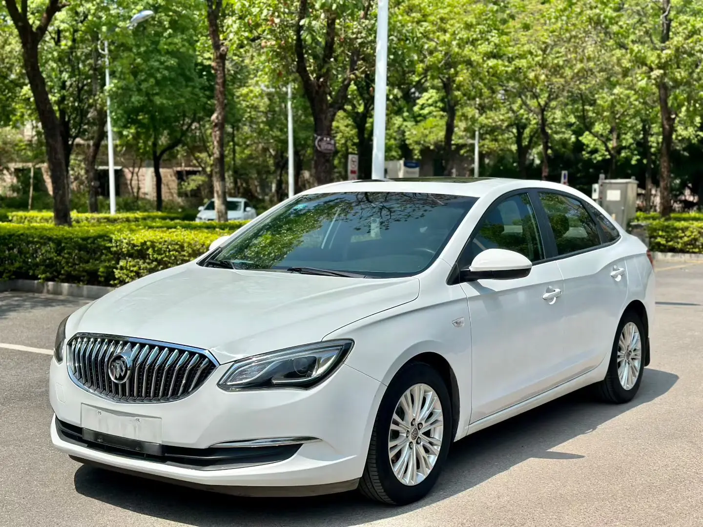Buick Yinglang