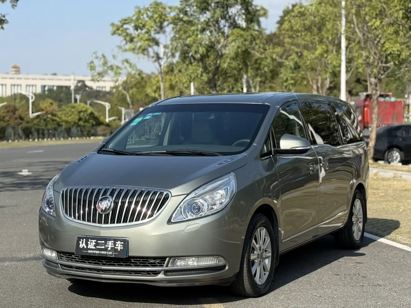 Buick GL8