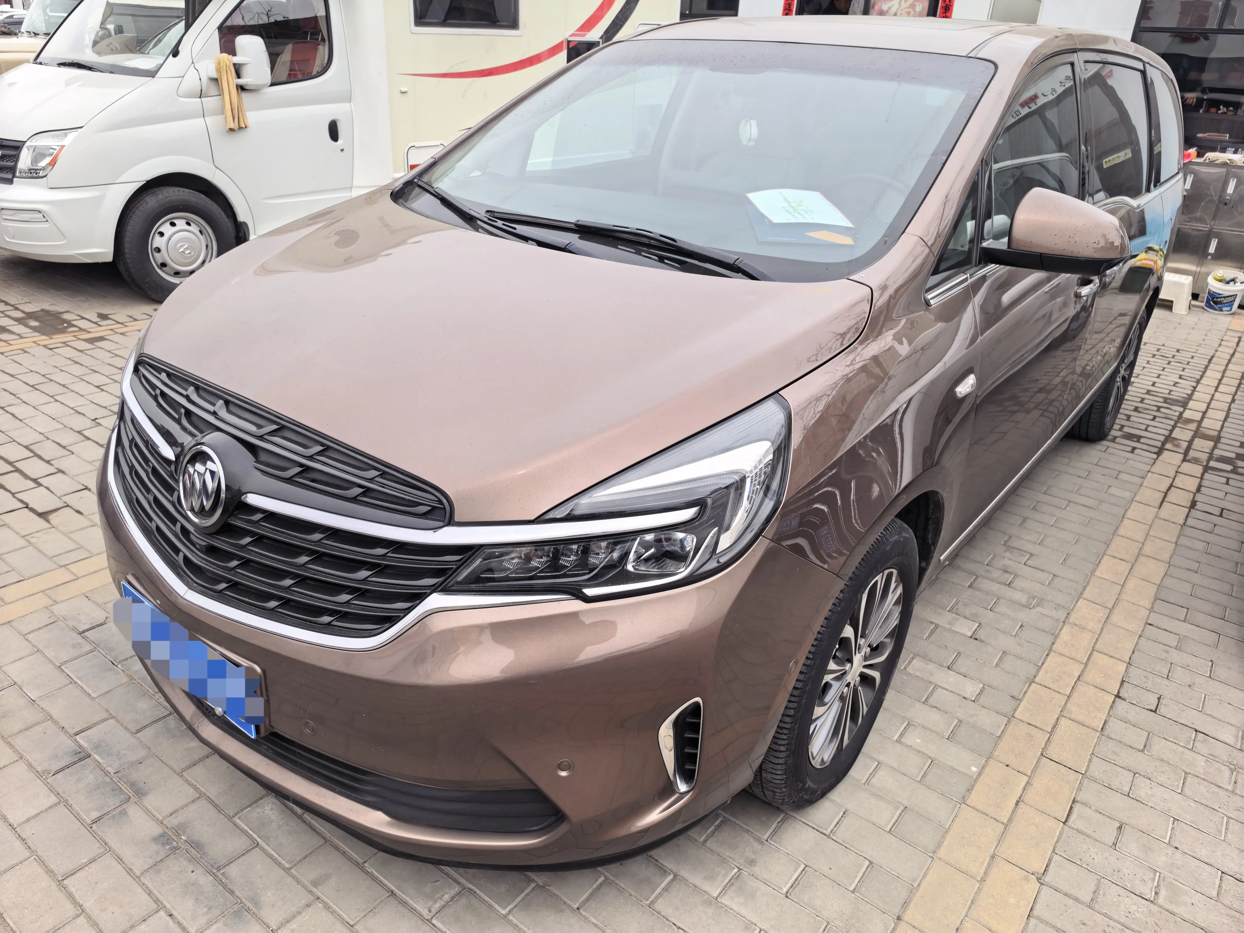 Buick GL8