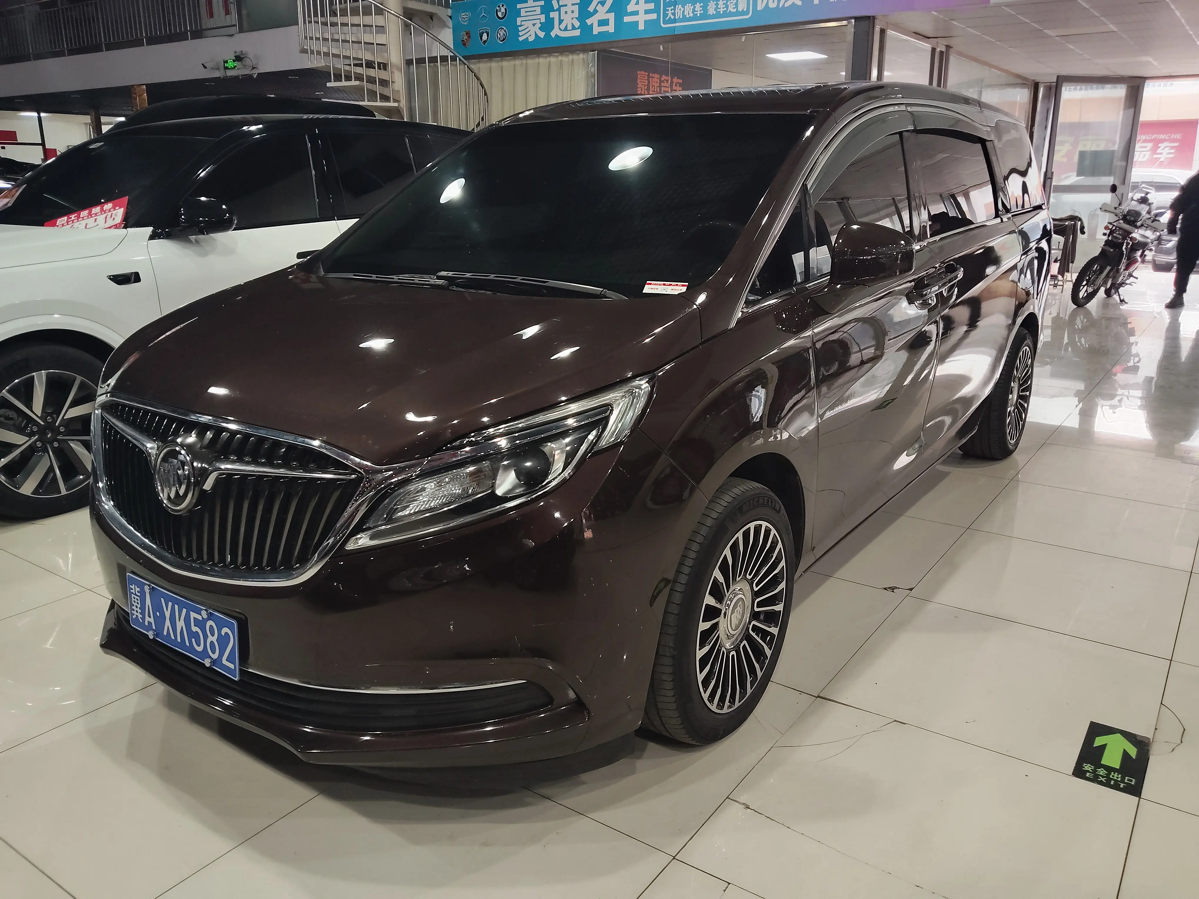 Buick GL8