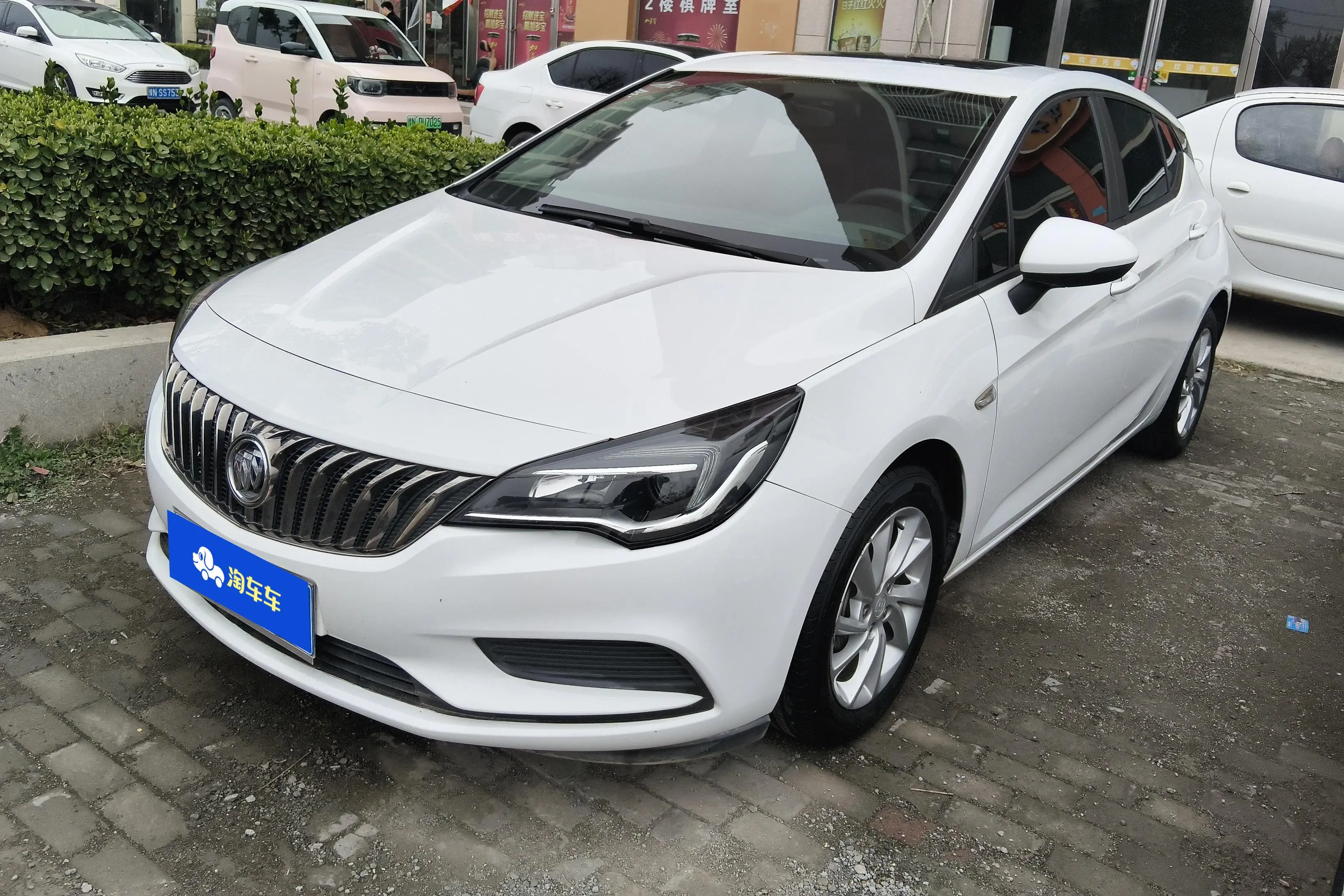 Buick Valeant  из Китая