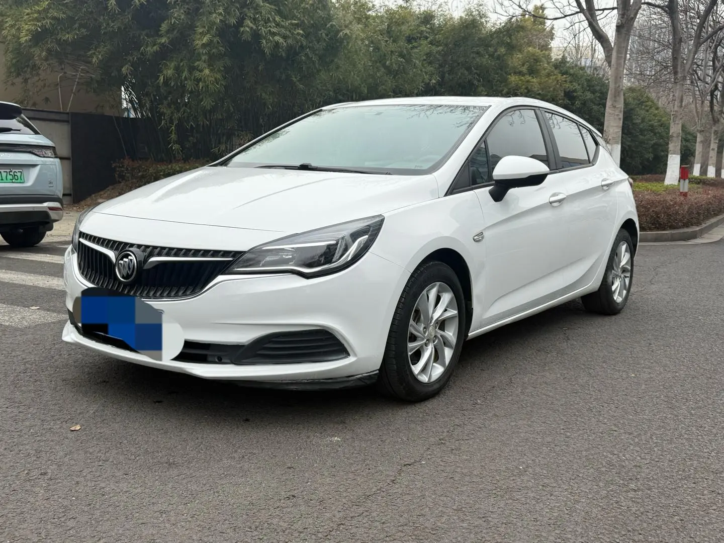 Buick Valeant  из Китая