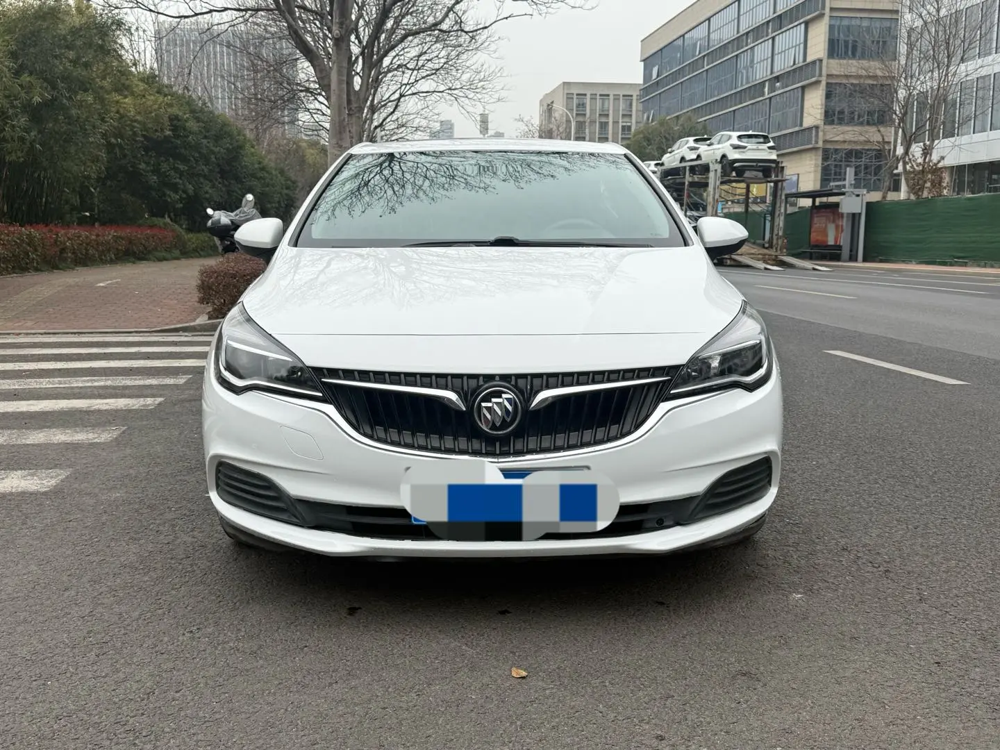 Buick Valeant  из Китая