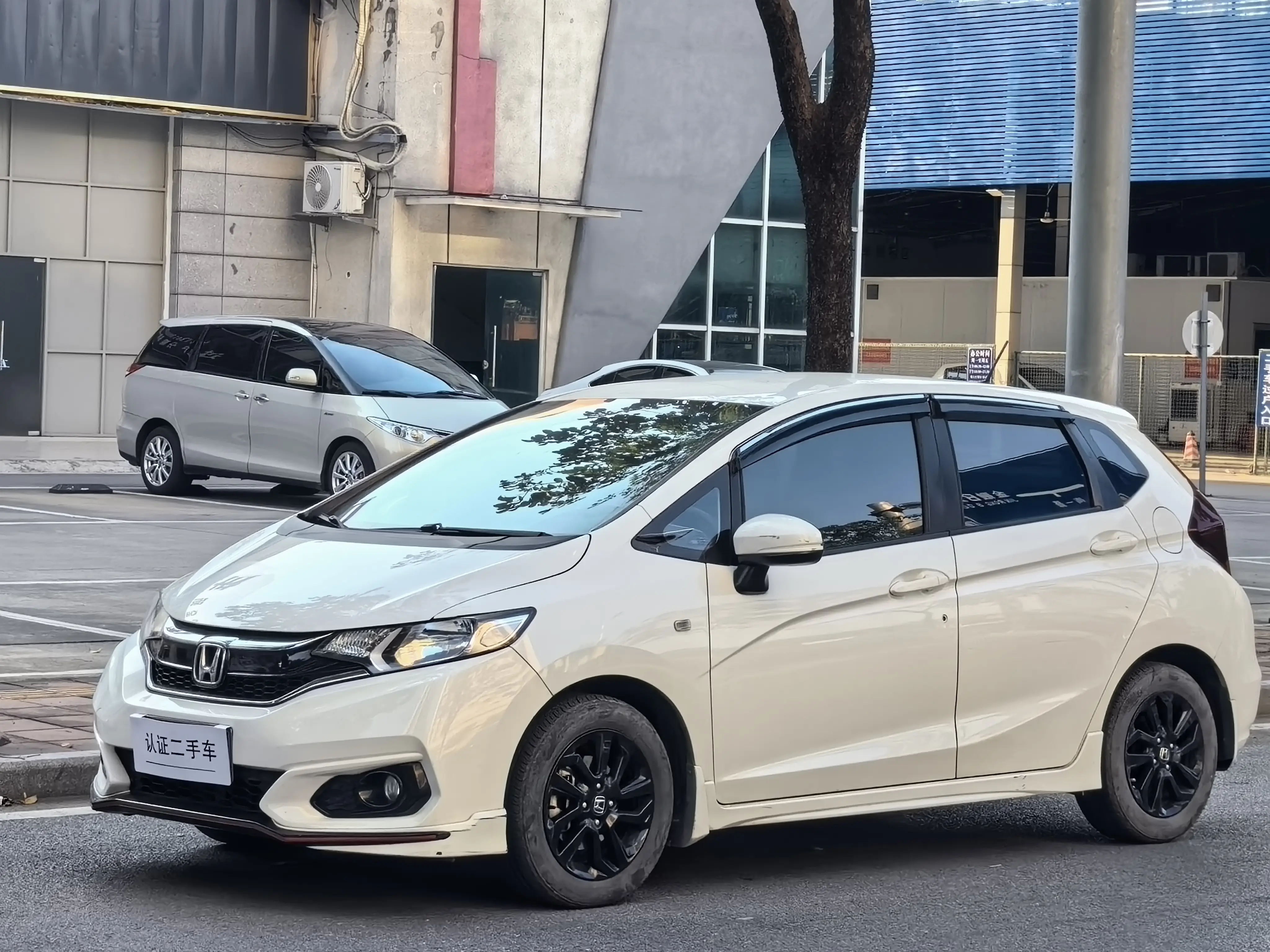 Honda Fit  из Китая