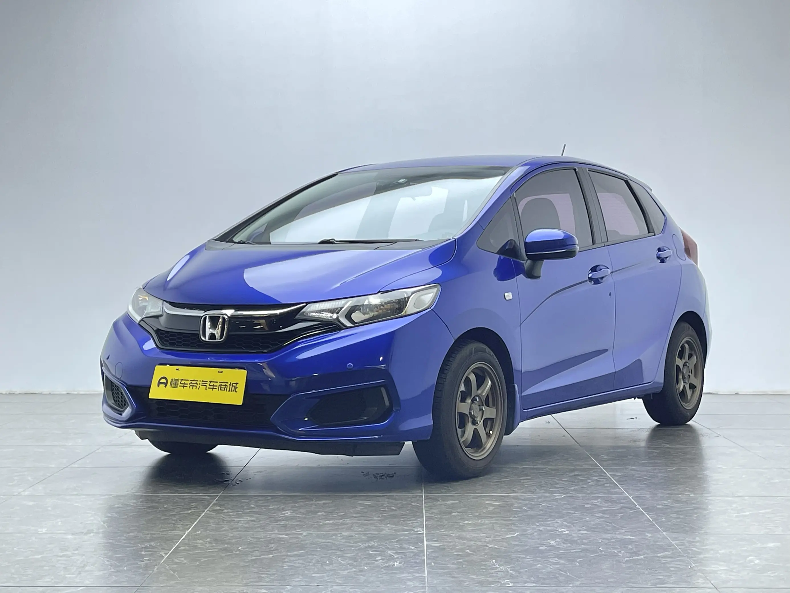 Honda Fit  из Китая
