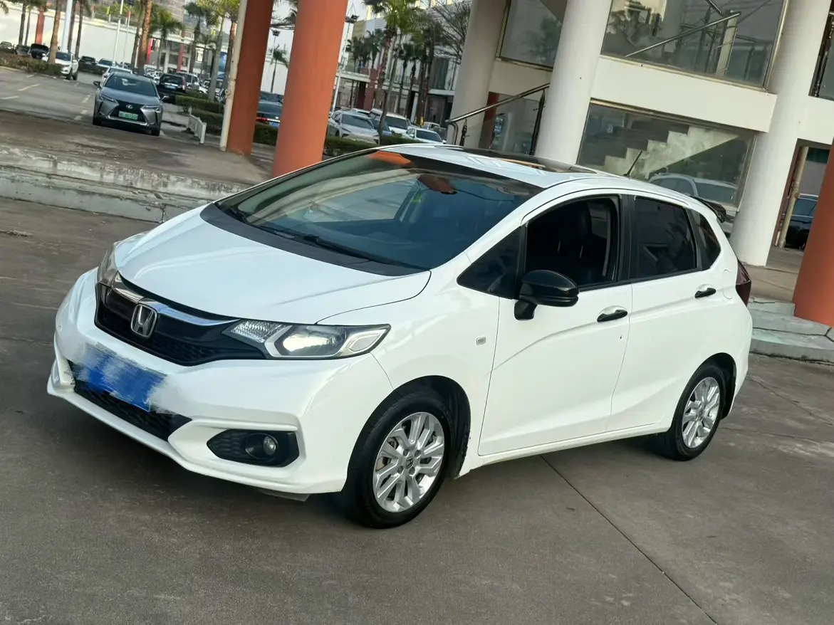 Honda Fit  из Китая