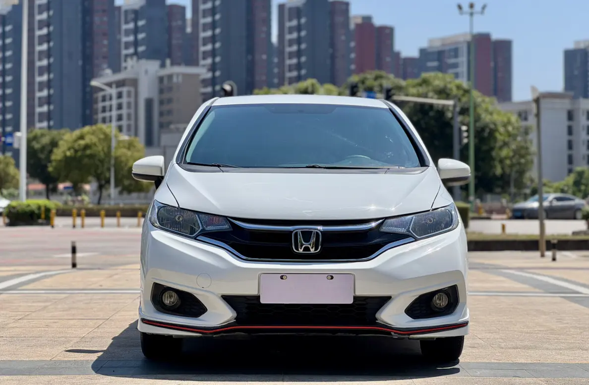 Honda Fit  из Китая