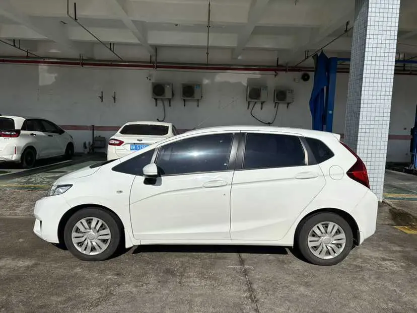 Honda Fit  из Китая