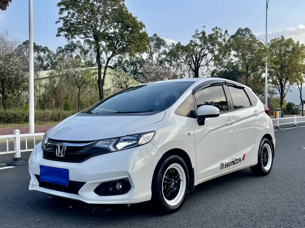 Honda Fit  из Китая