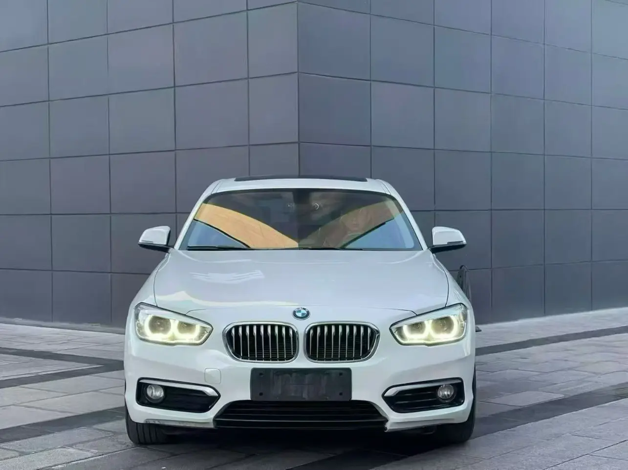 BMW 1 Series  из Китая