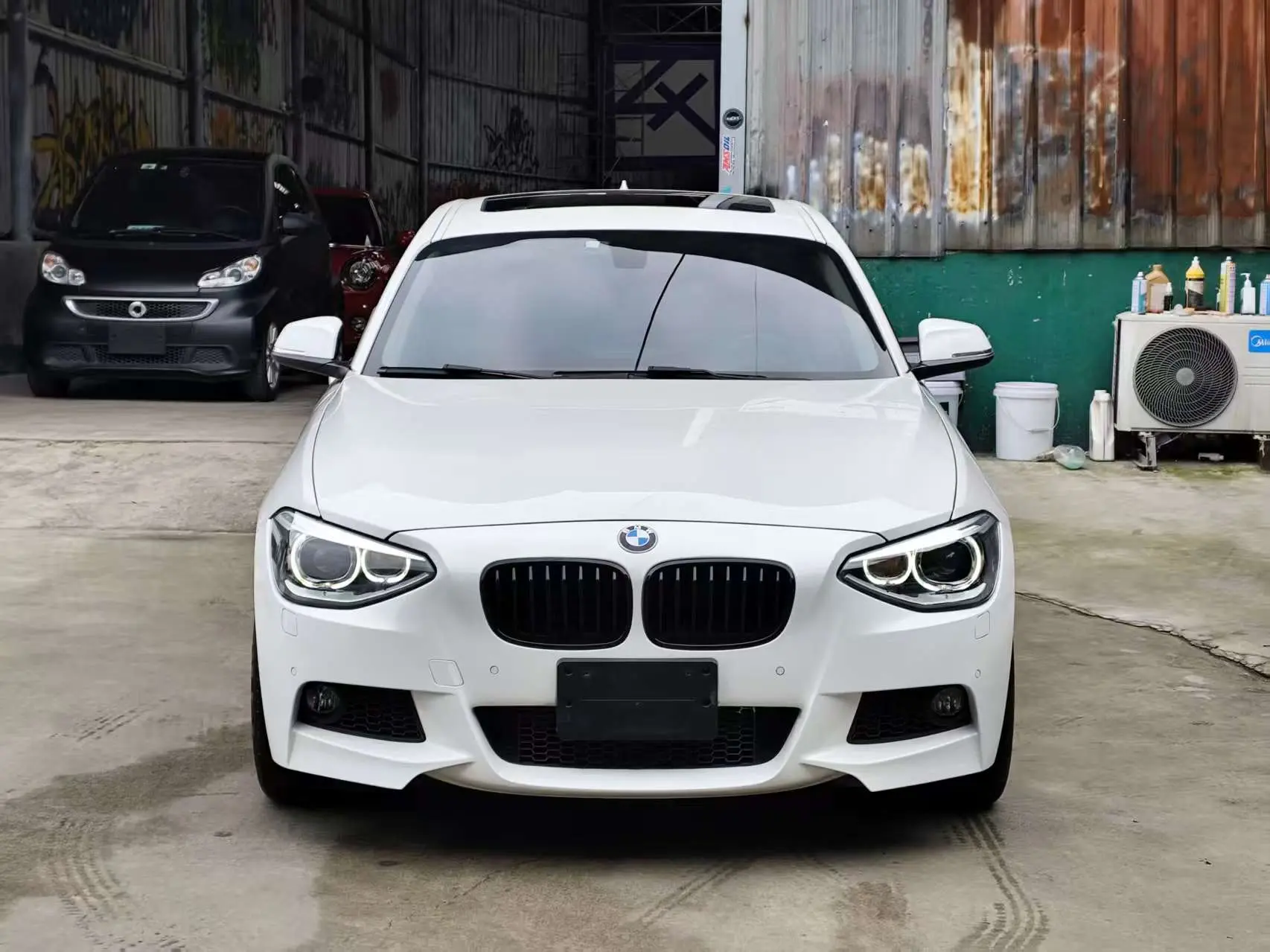 BMW 1 Series  из Китая