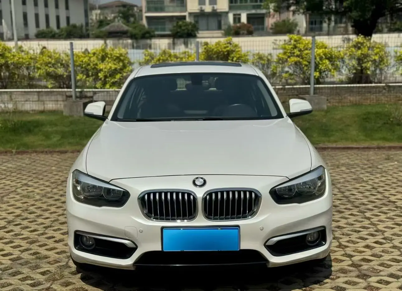 BMW 1 Series  из Китая