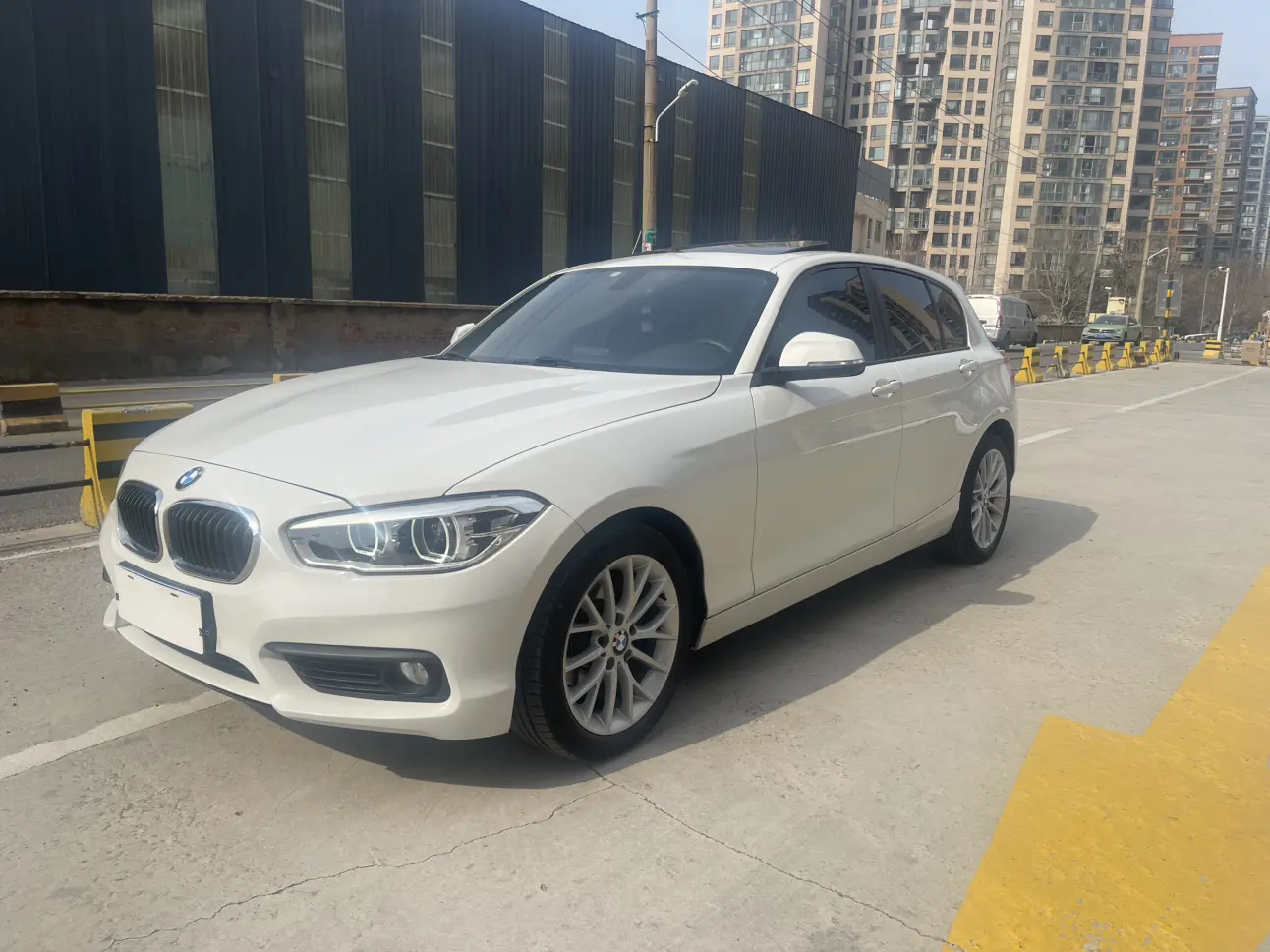 BMW 1 Series  из Китая
