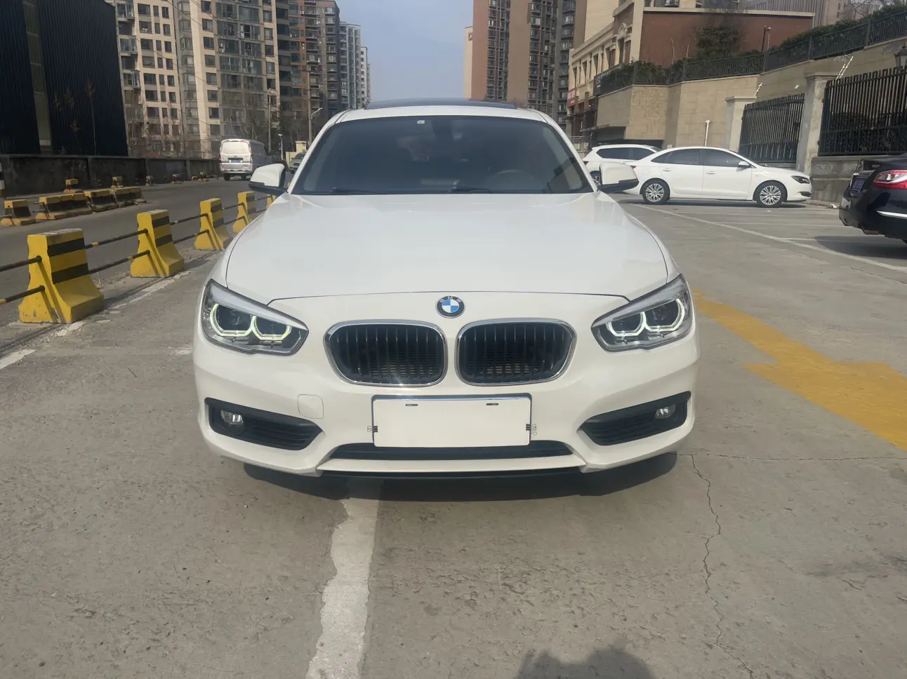 BMW 1 Series  из Китая