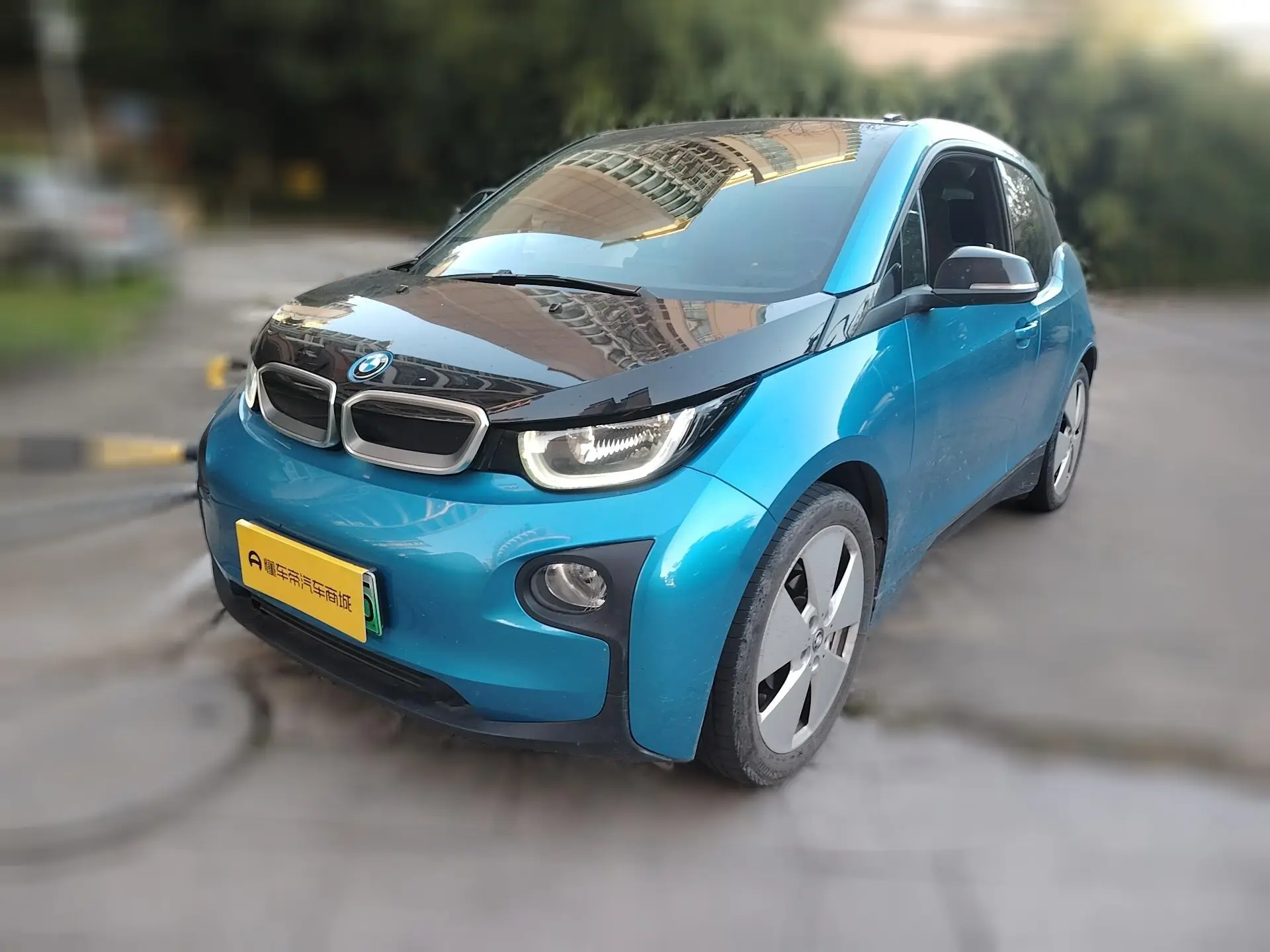BMW i3  из Китая