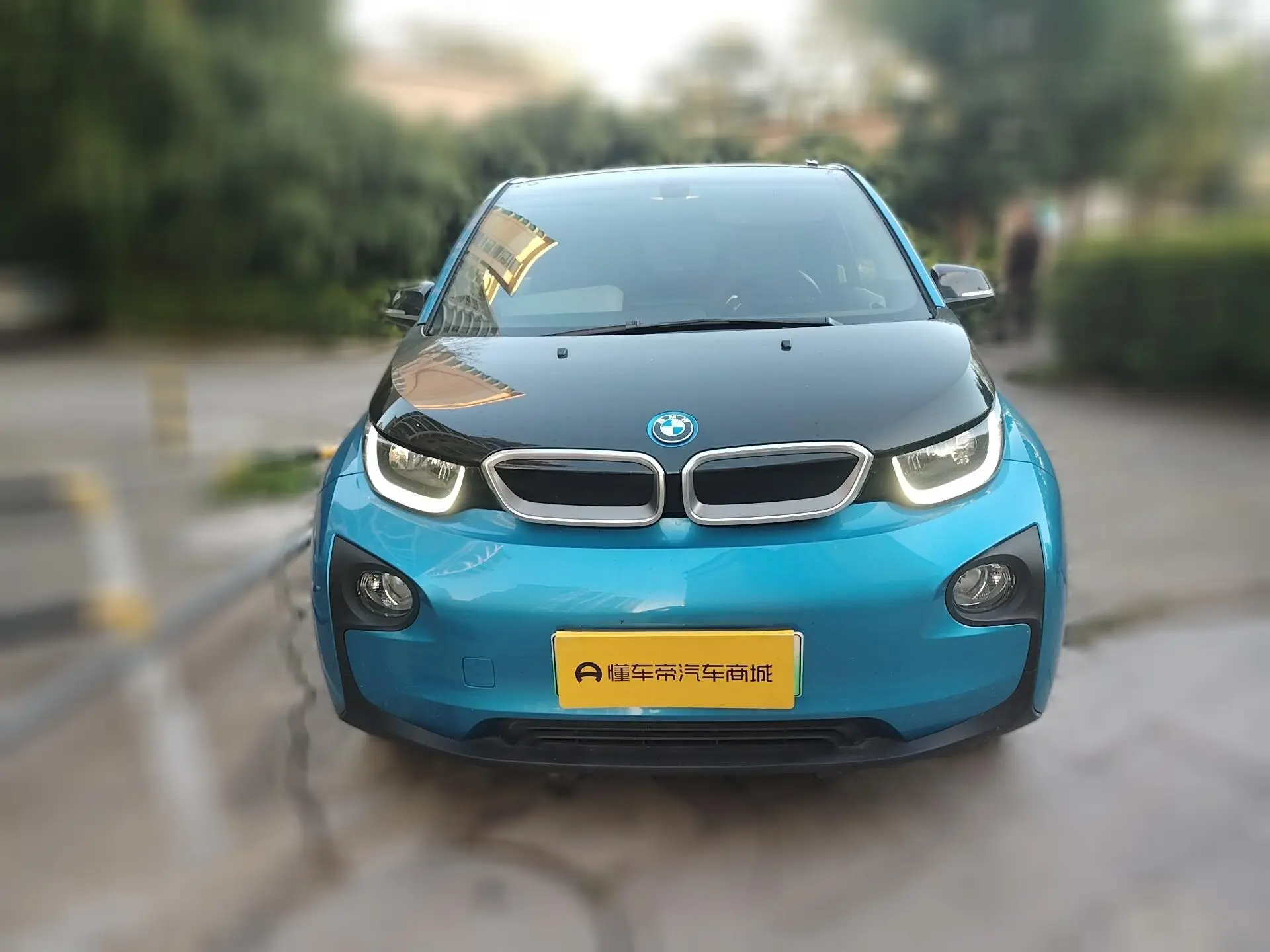 BMW i3  из Китая