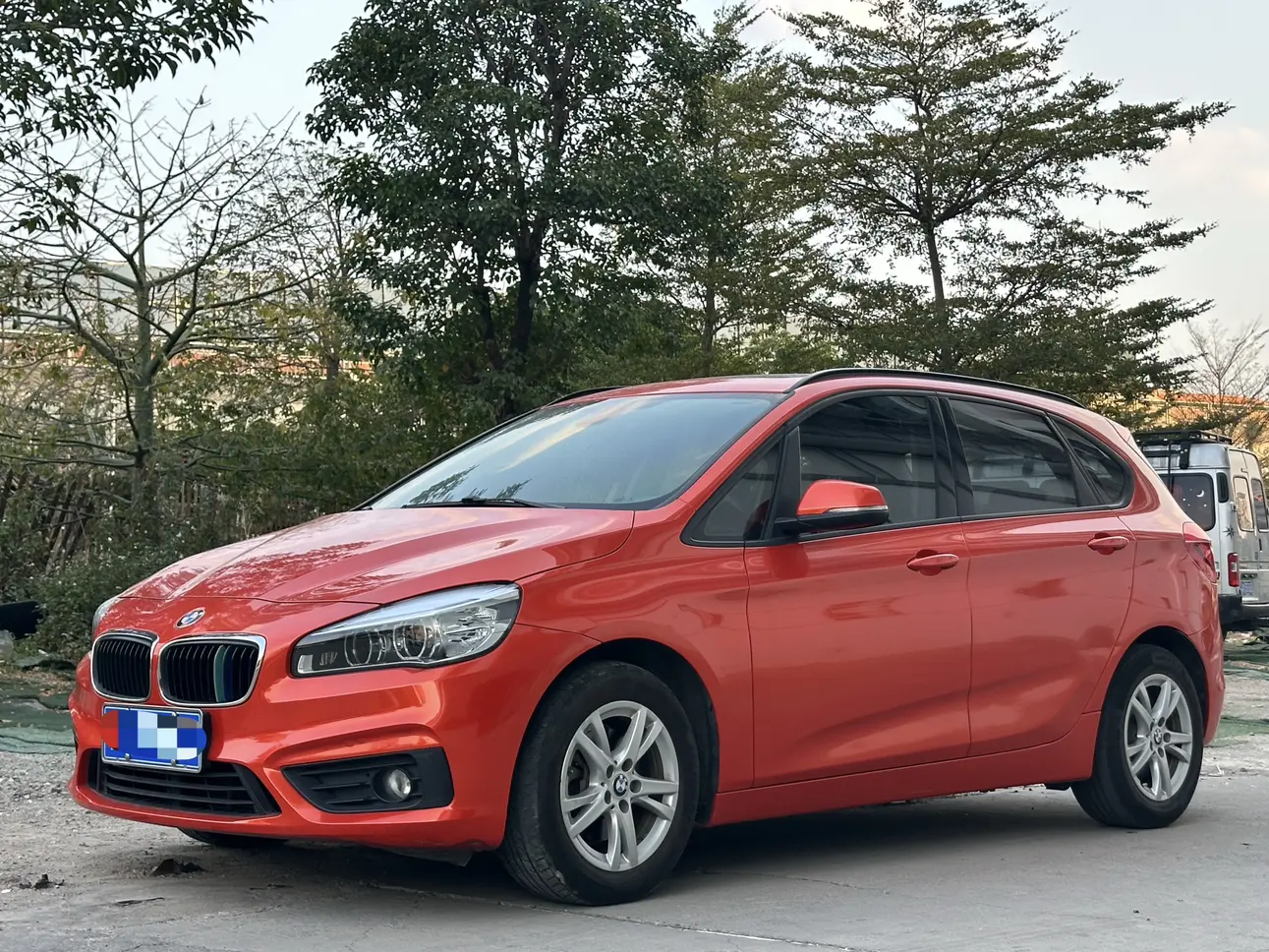 BMW 2 Series Active Tourer  из Китая