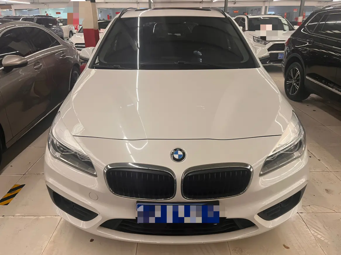 BMW 2 Series Active Tourer  из Китая