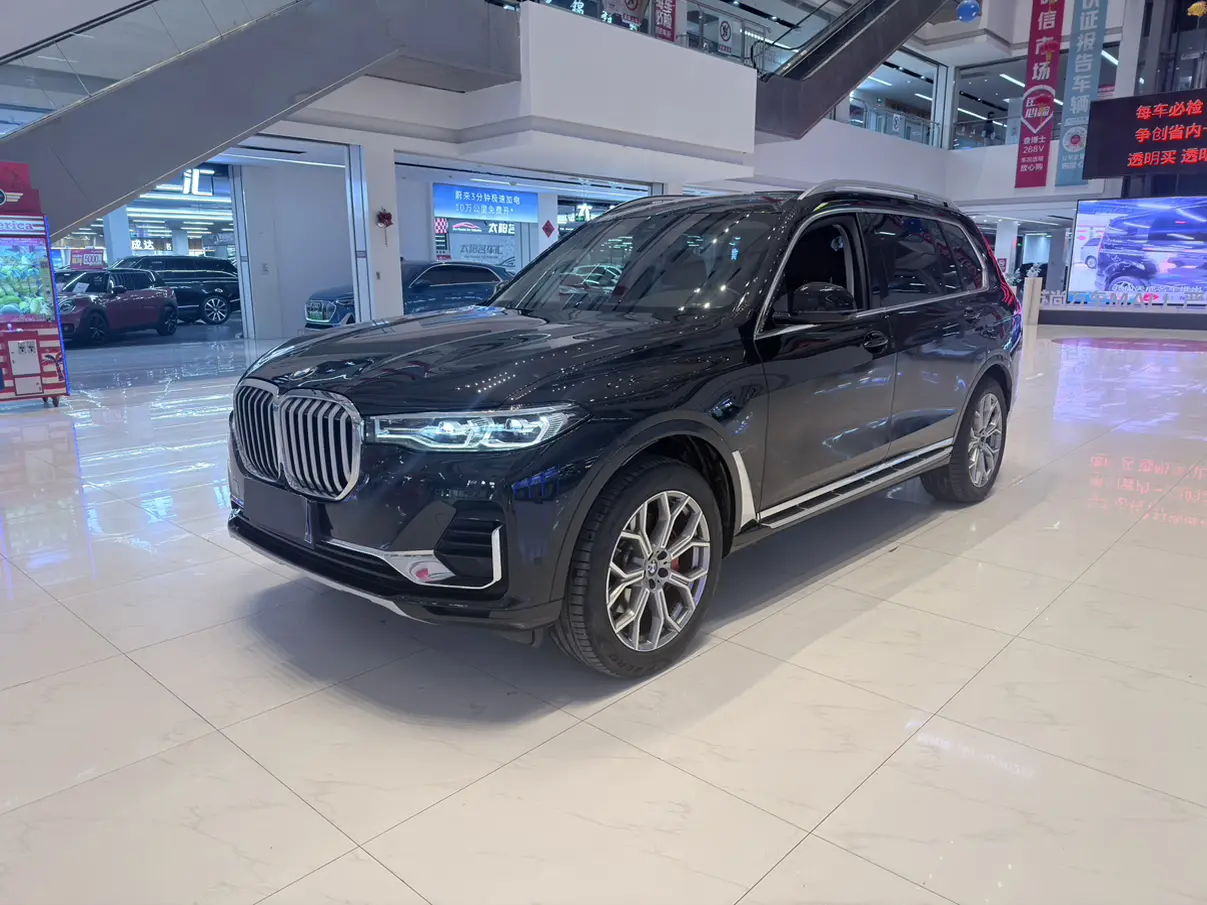 BMW X7  из Китая