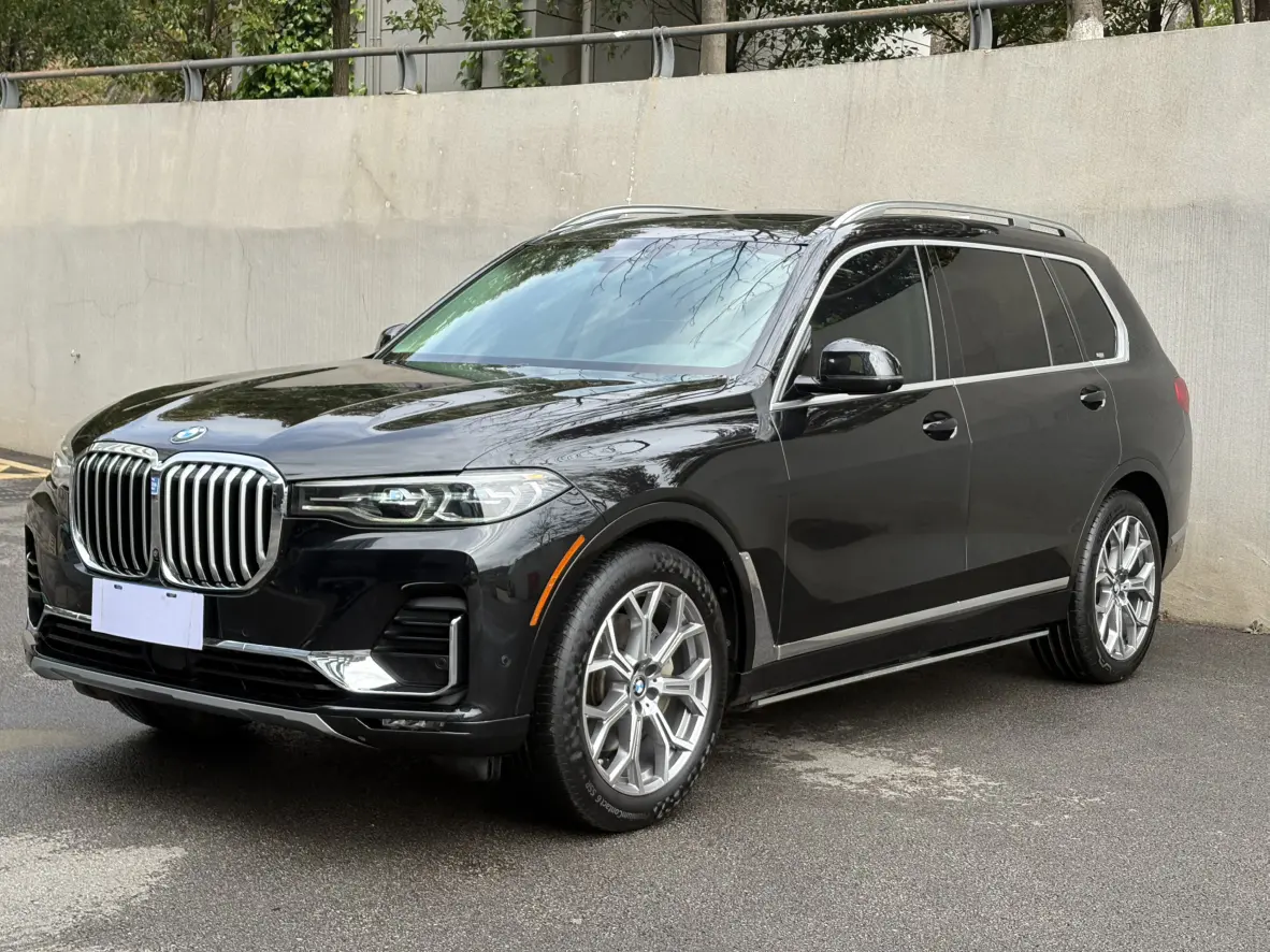 BMW X7  из Китая