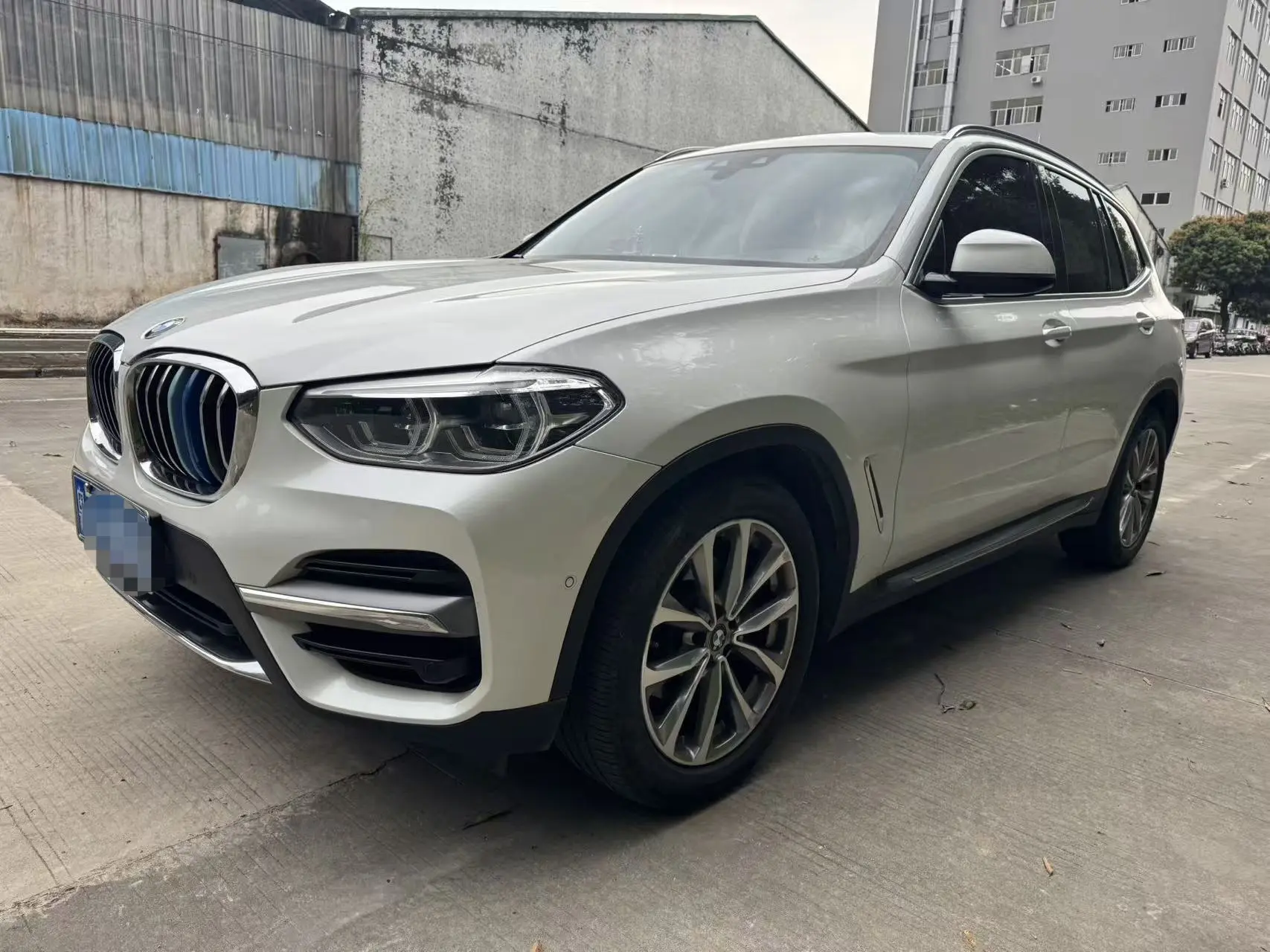 BMW X3  из Китая