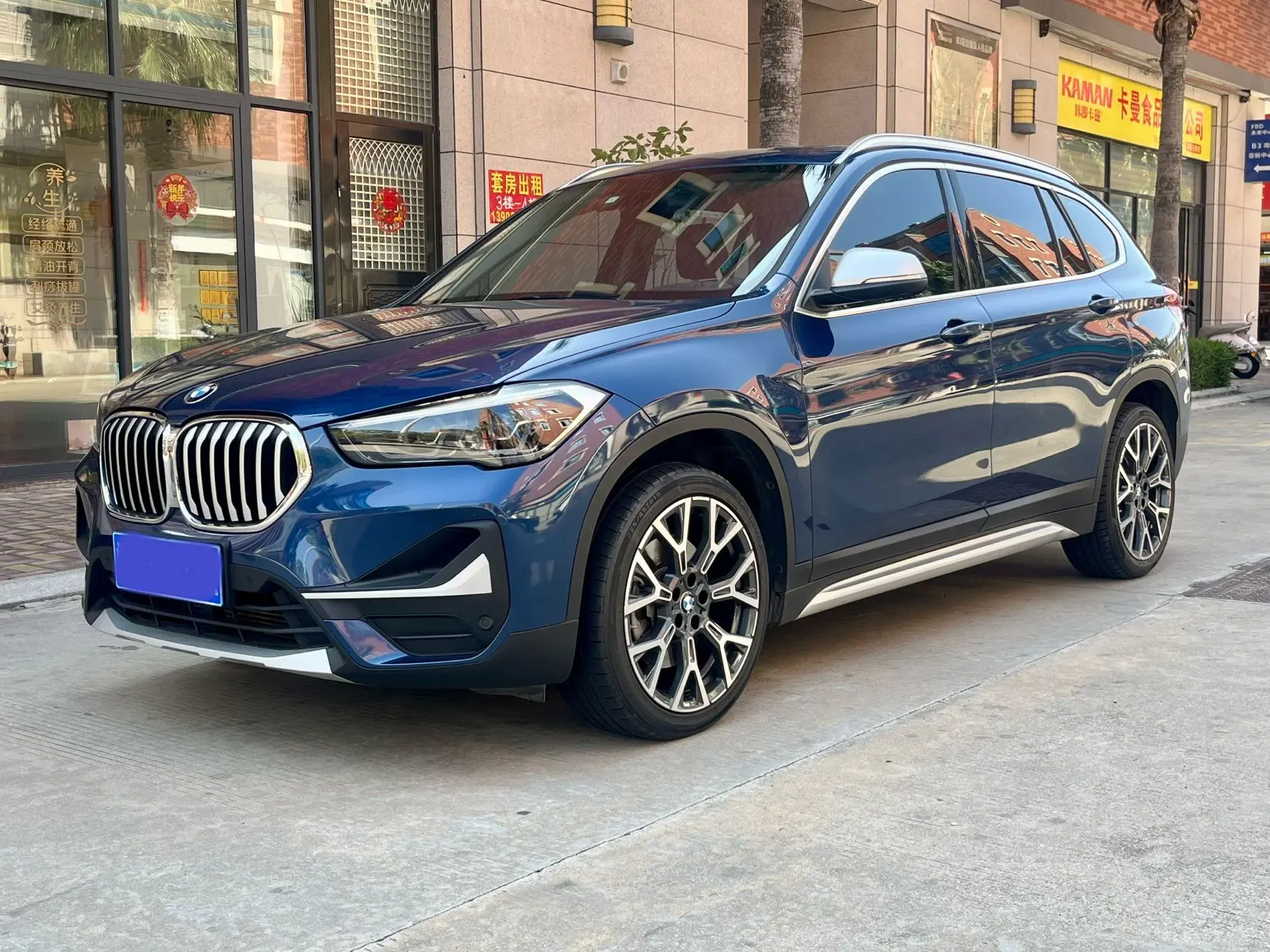 BMW X1