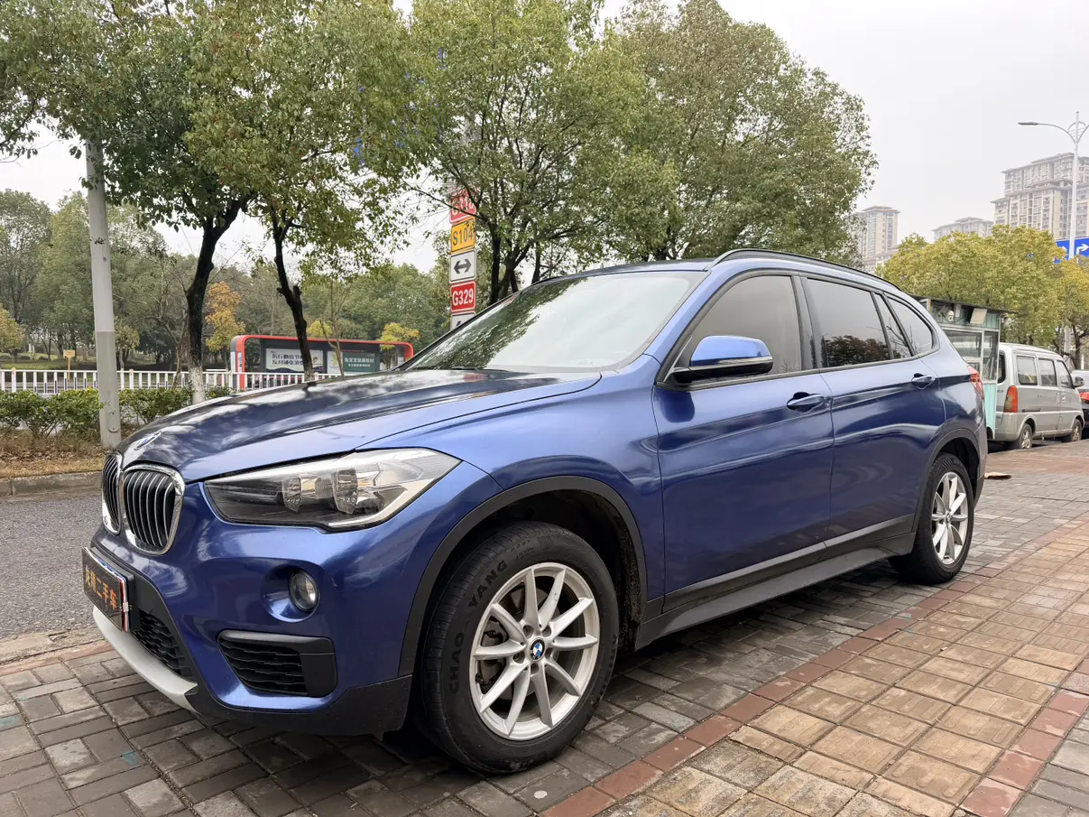 BMW X1  из Китая