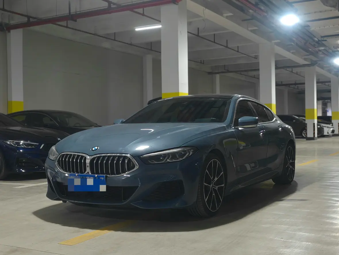 BMW 8 Series