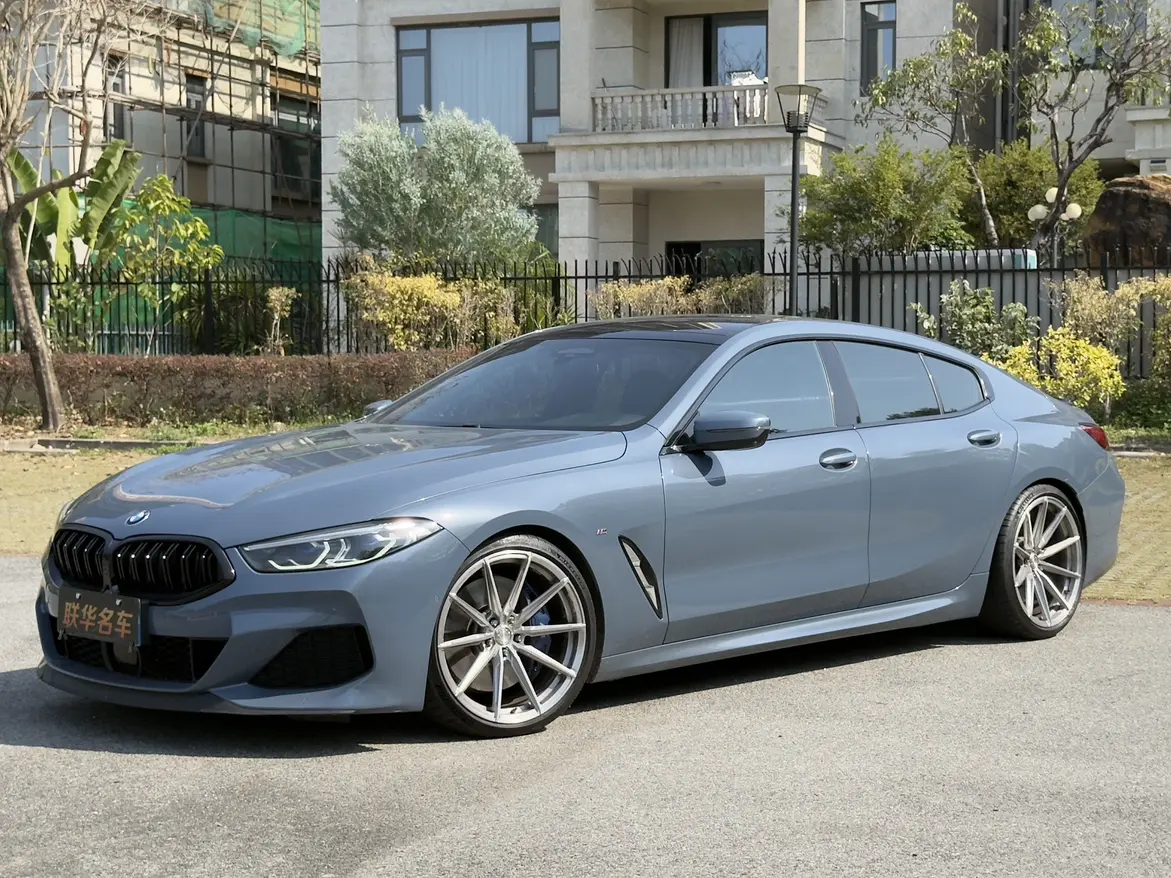 BMW 8 Series