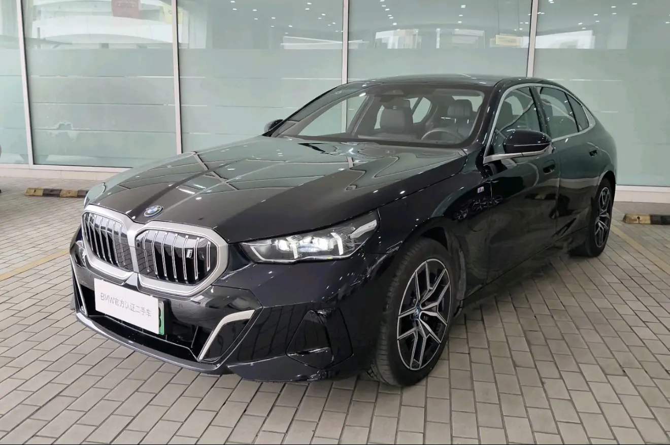 BMW i5  из Китая