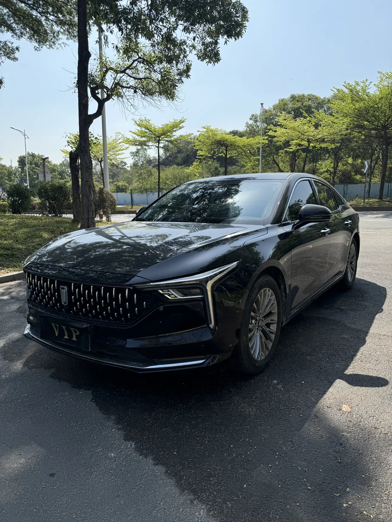 FAW Bestune B70 (Besturn B70)  из Китая