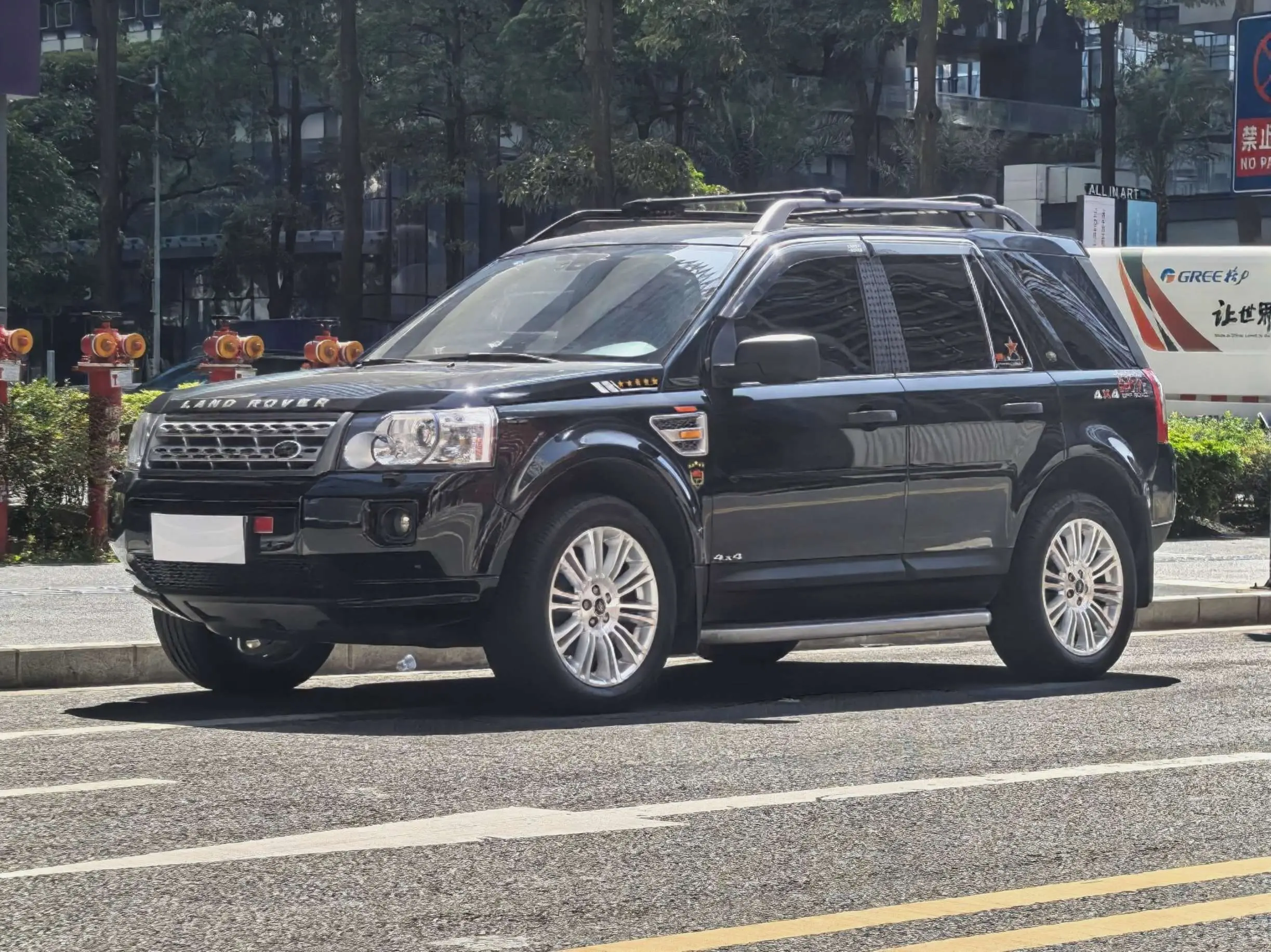 Land Rover Freelander 2