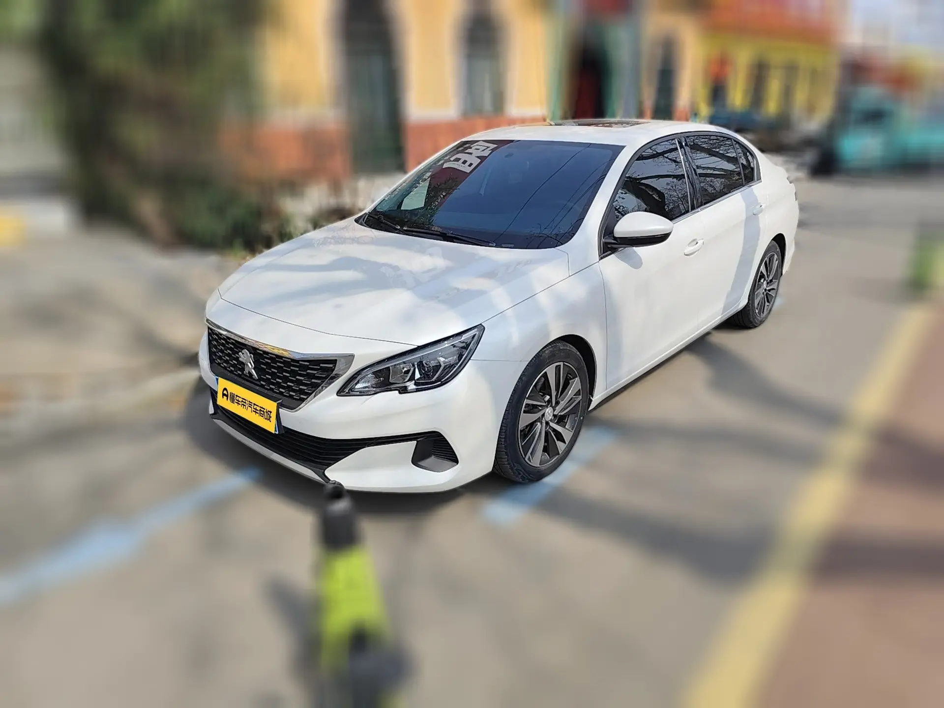 Peugeot 408