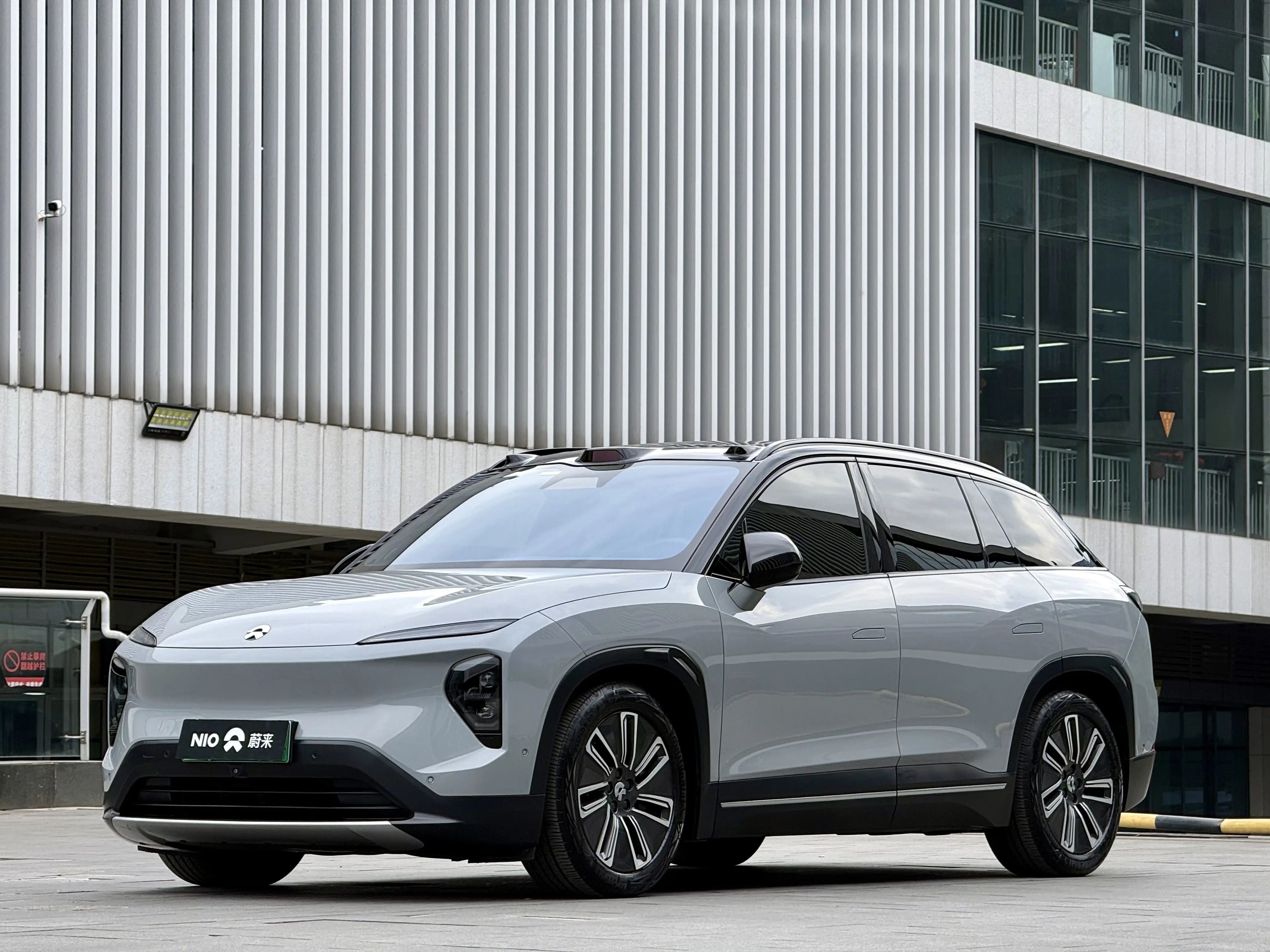 NIO ES7