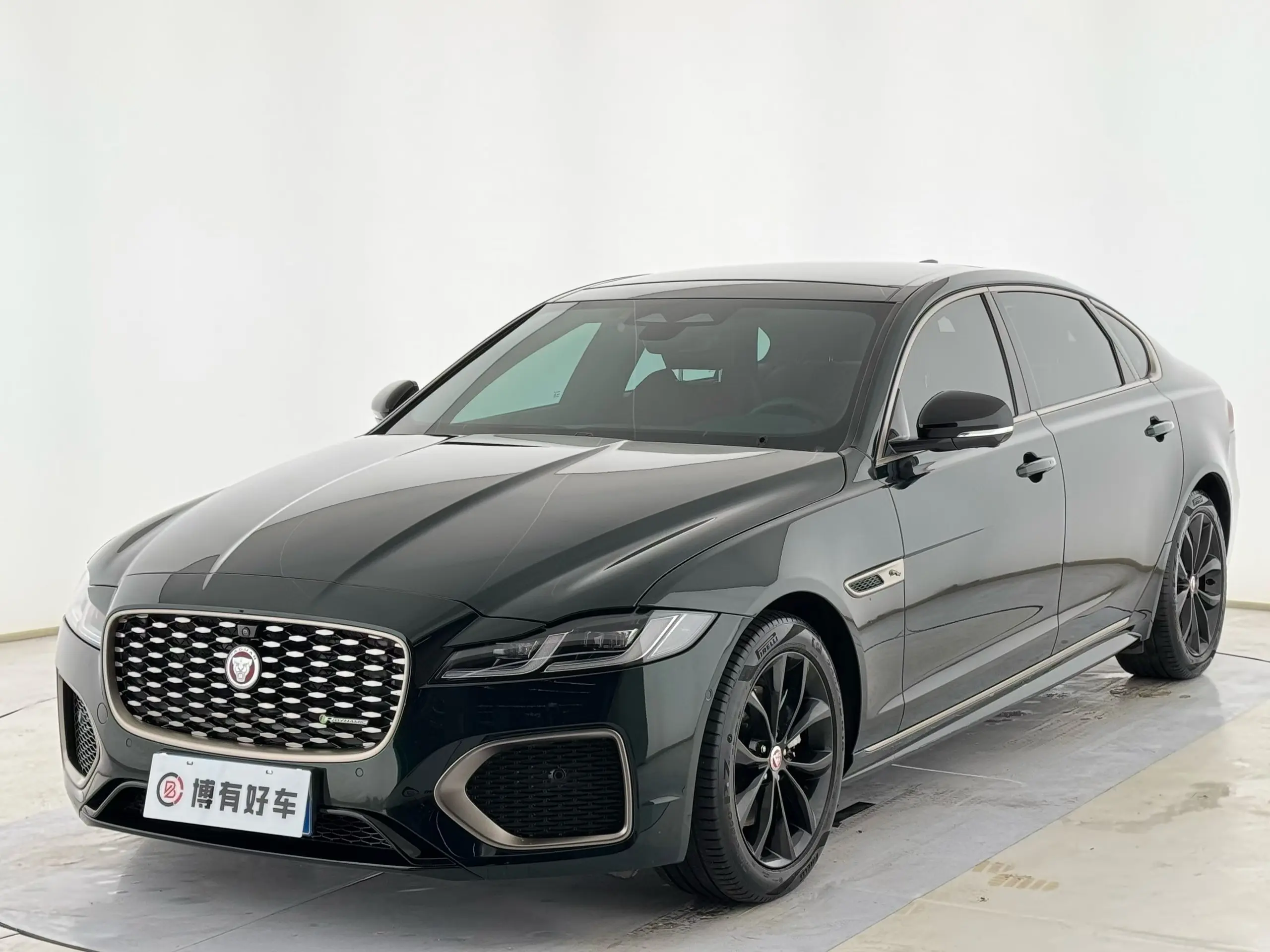 Jaguar XFL