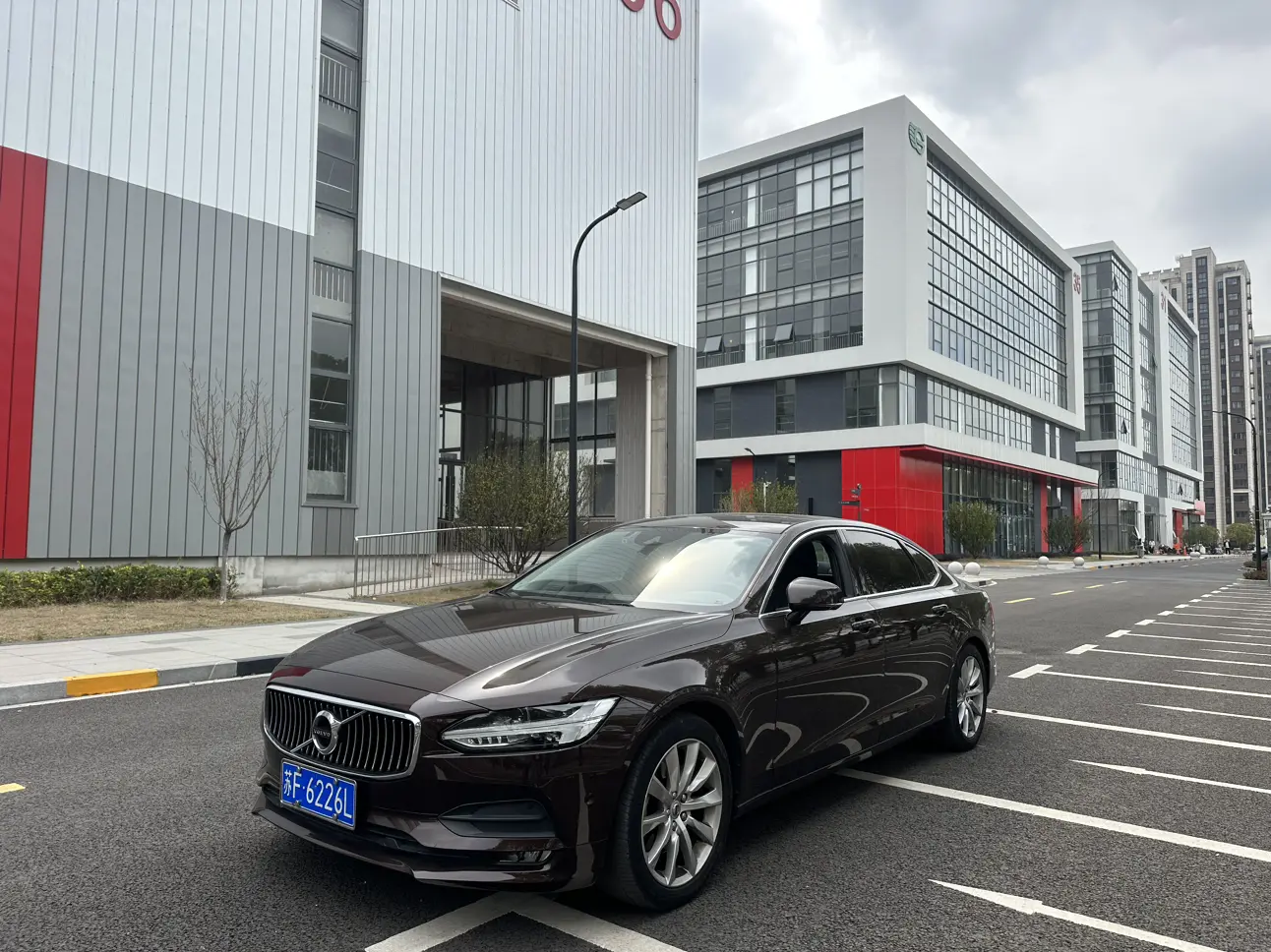 Volvo S90
