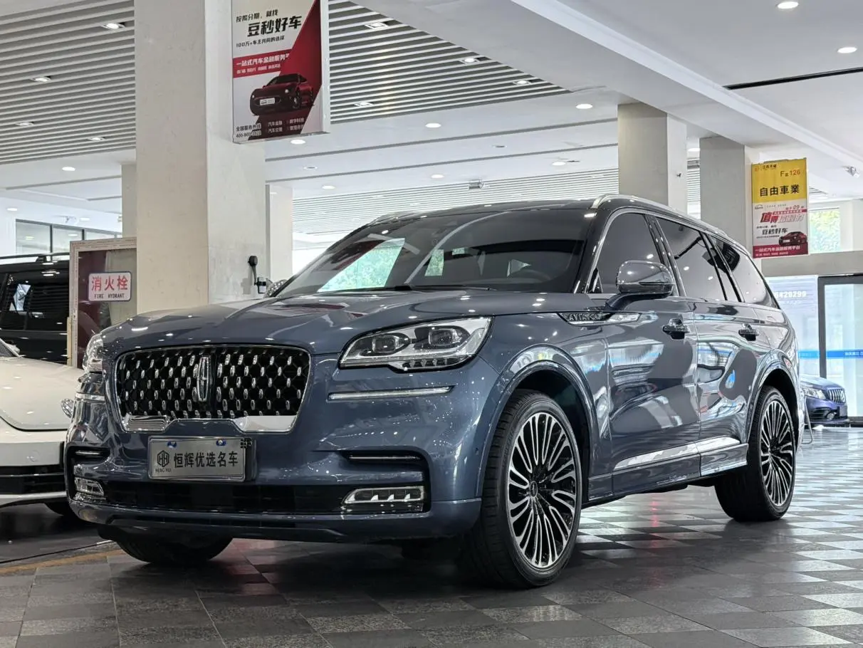 Lincoln Aviator
