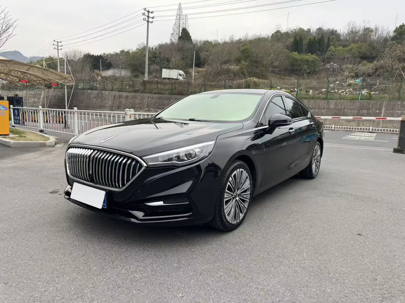 Hongqi H5 classic
