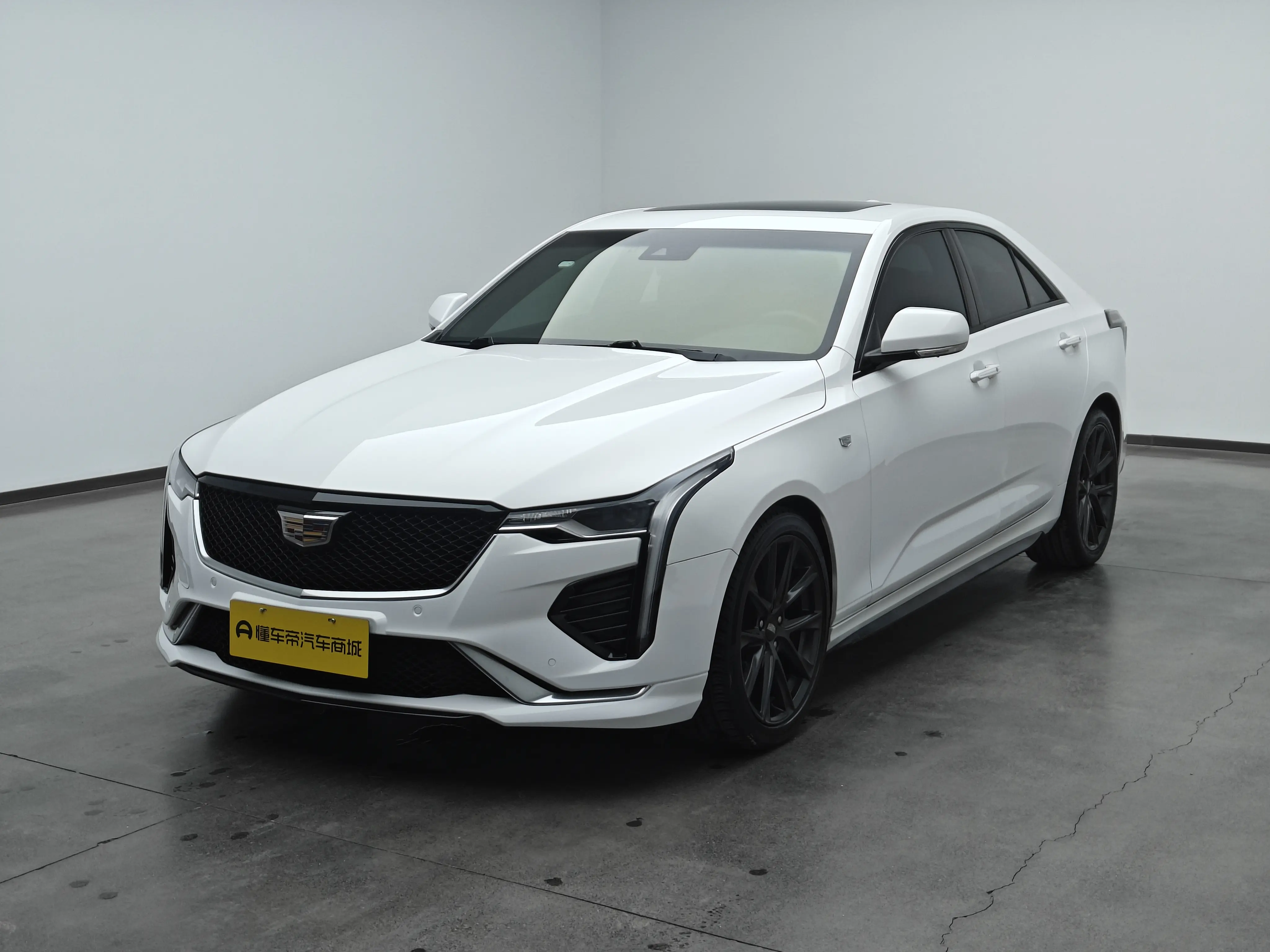 Cadillac CT4