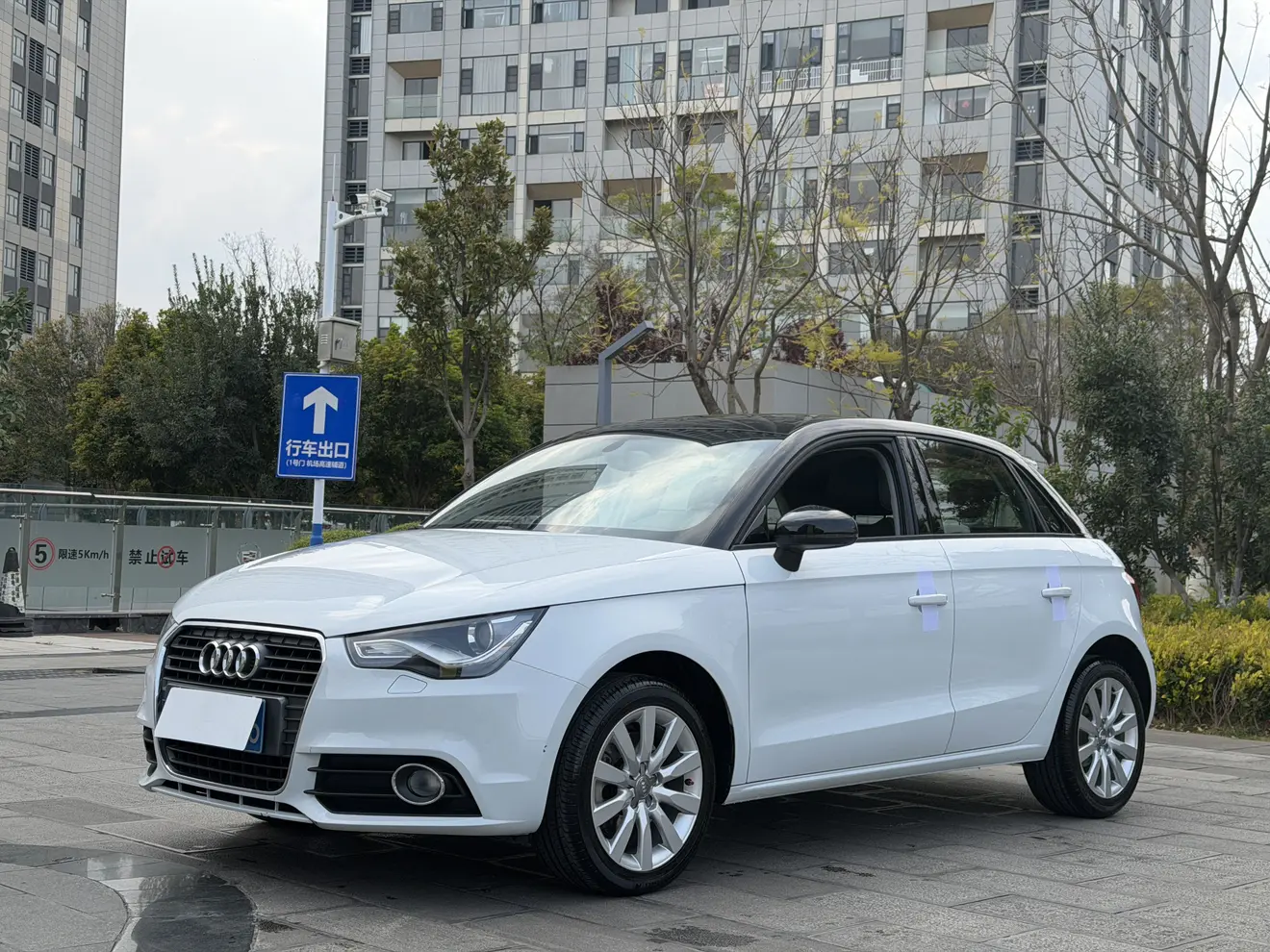 Audi A1  из Китая