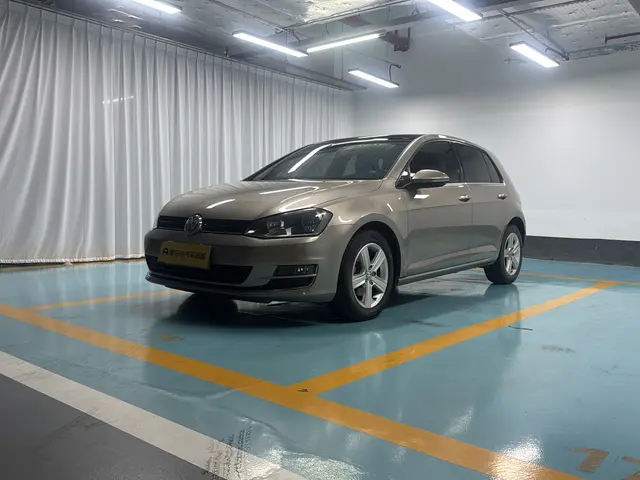 Volkswagen Golf  из Китая