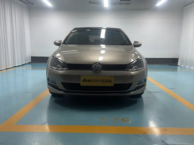 Volkswagen Golf  из Китая