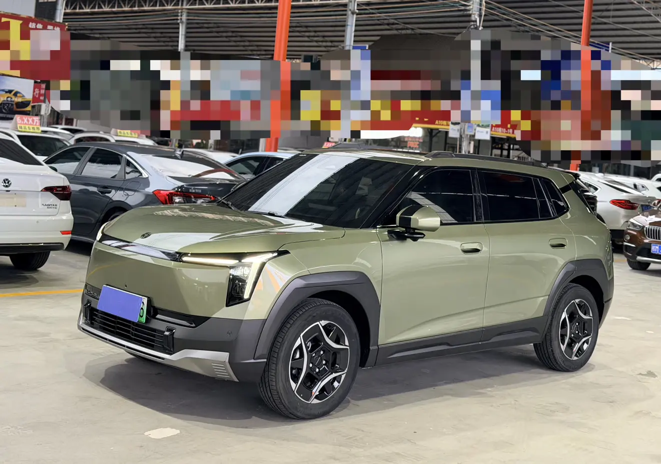 Dongfeng Nano 06  из Китая