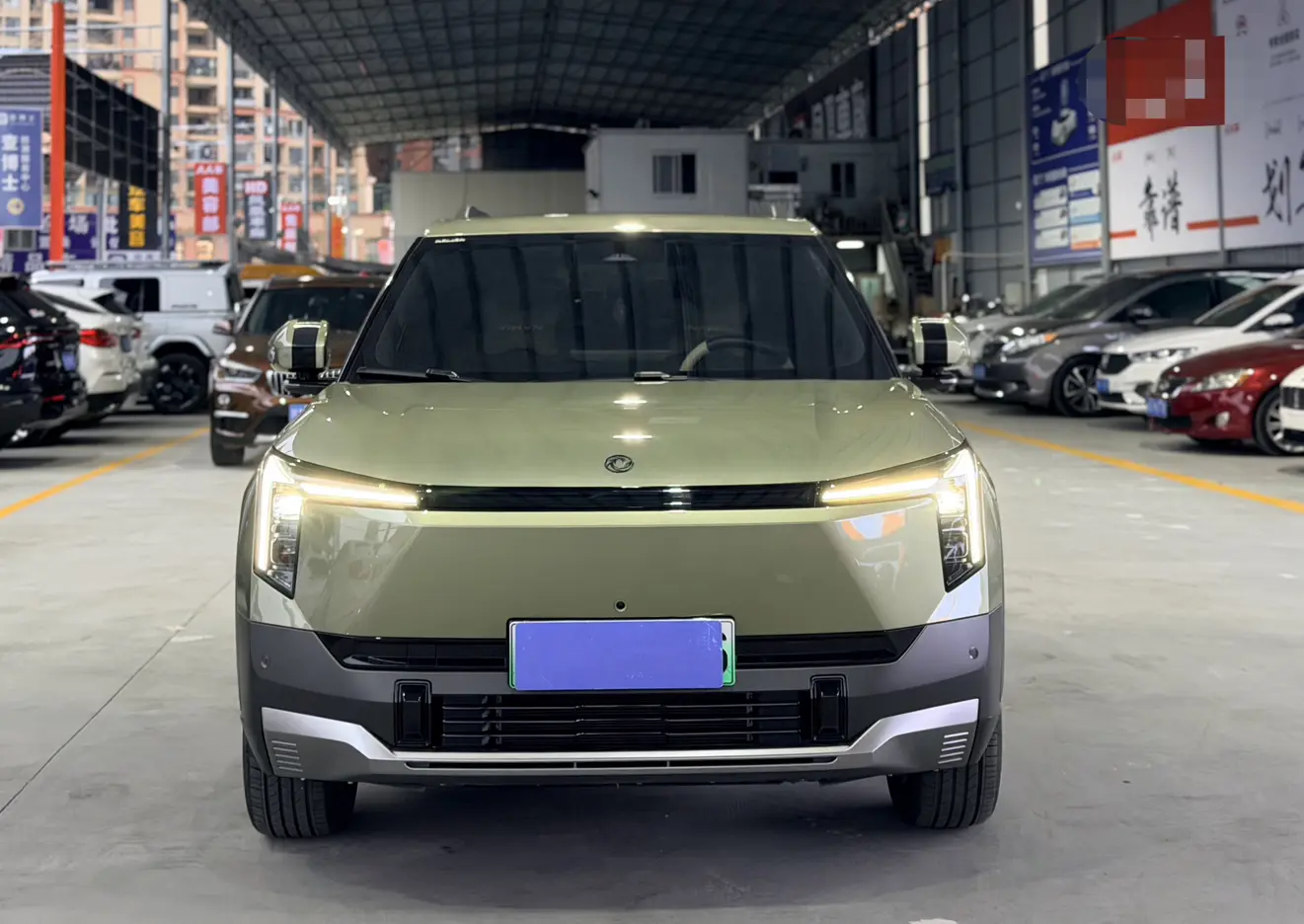Dongfeng Nano 06  из Китая