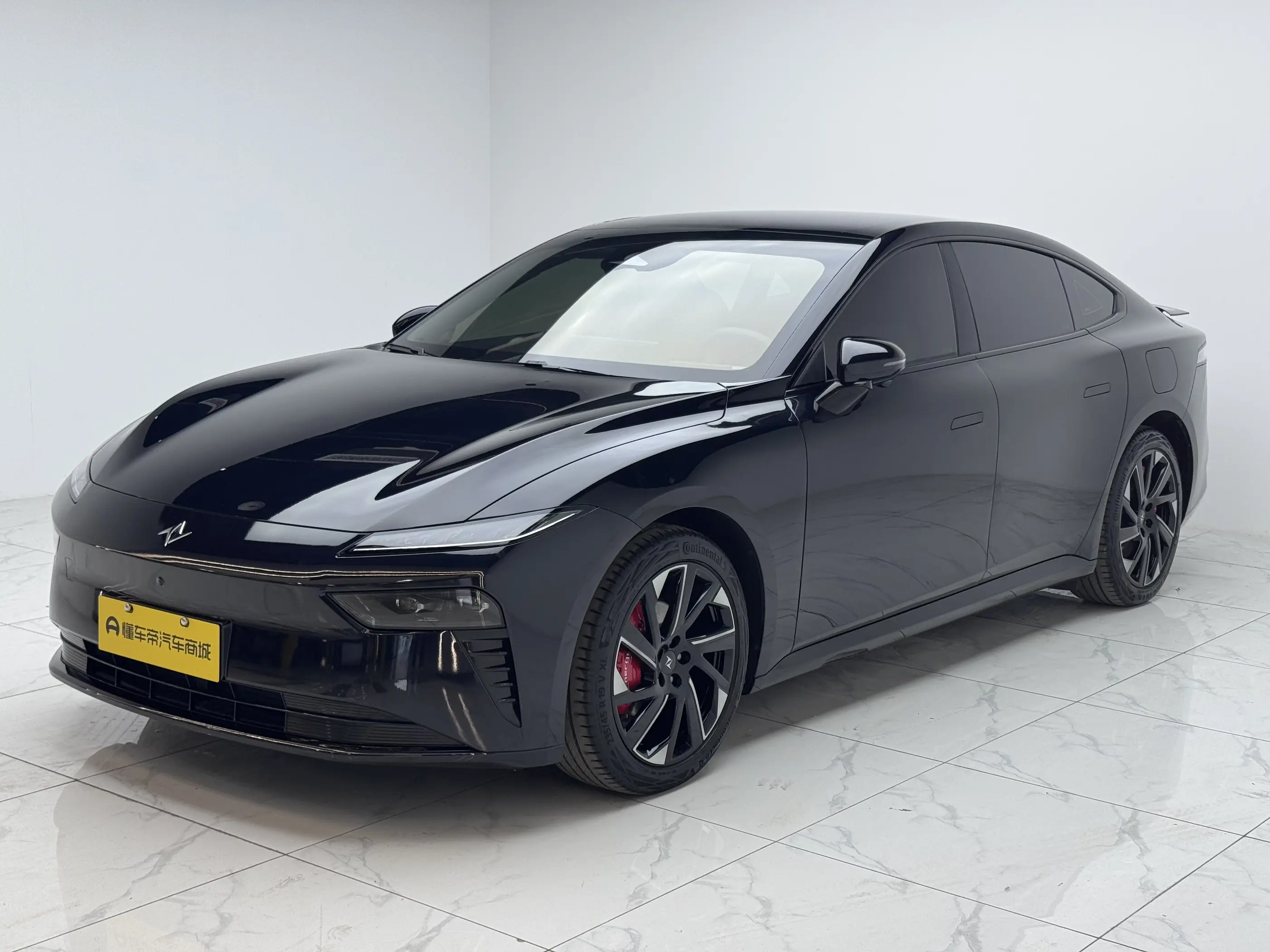 Dongfeng Eπ007  из Китая