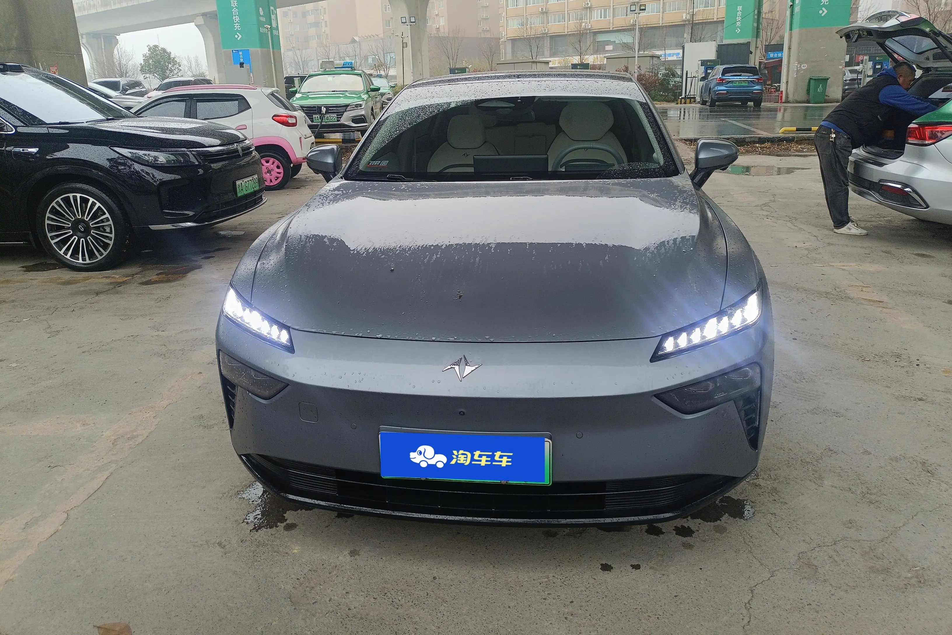 Dongfeng Eπ007