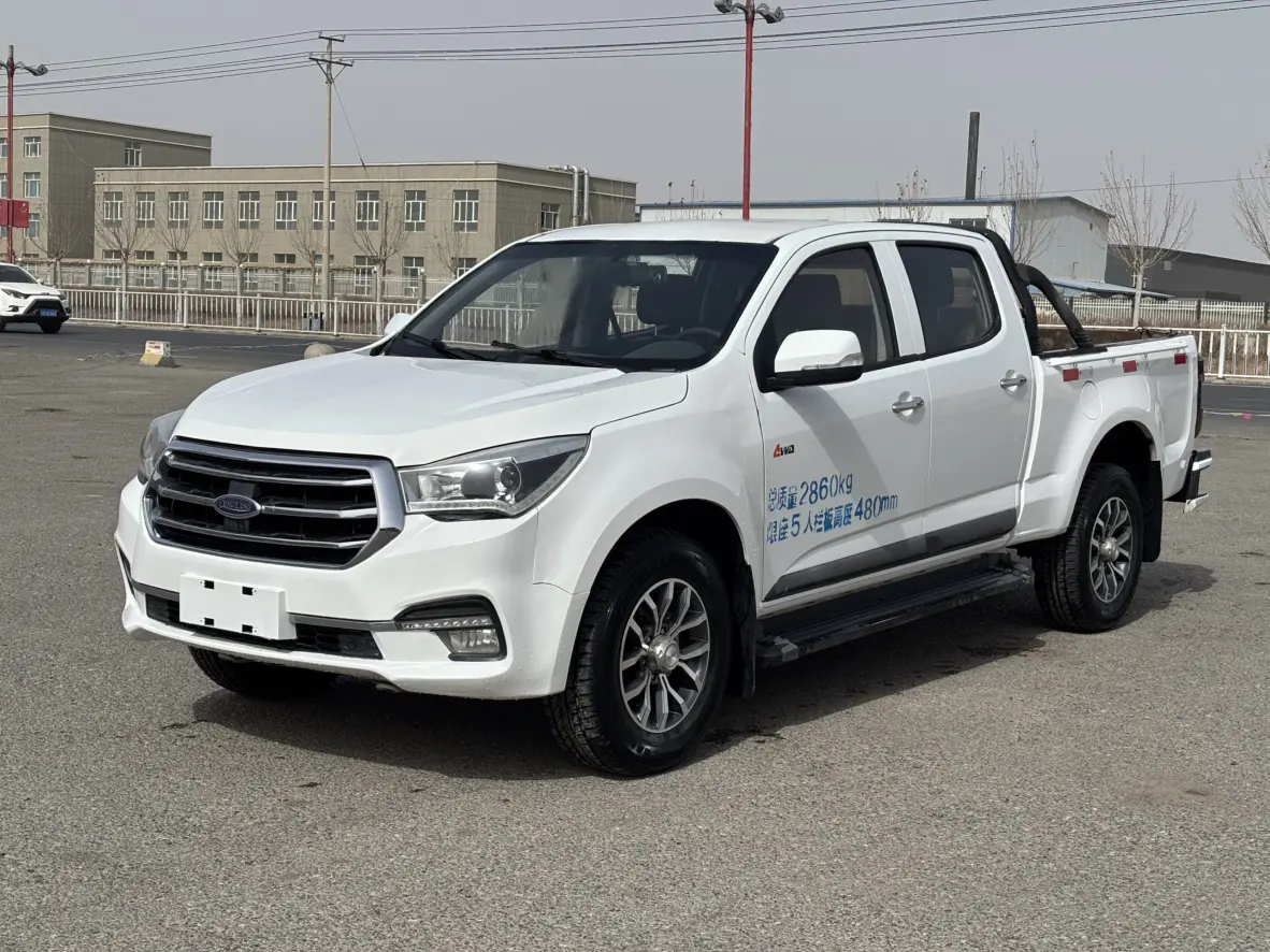 Isuzu TAGA Daka