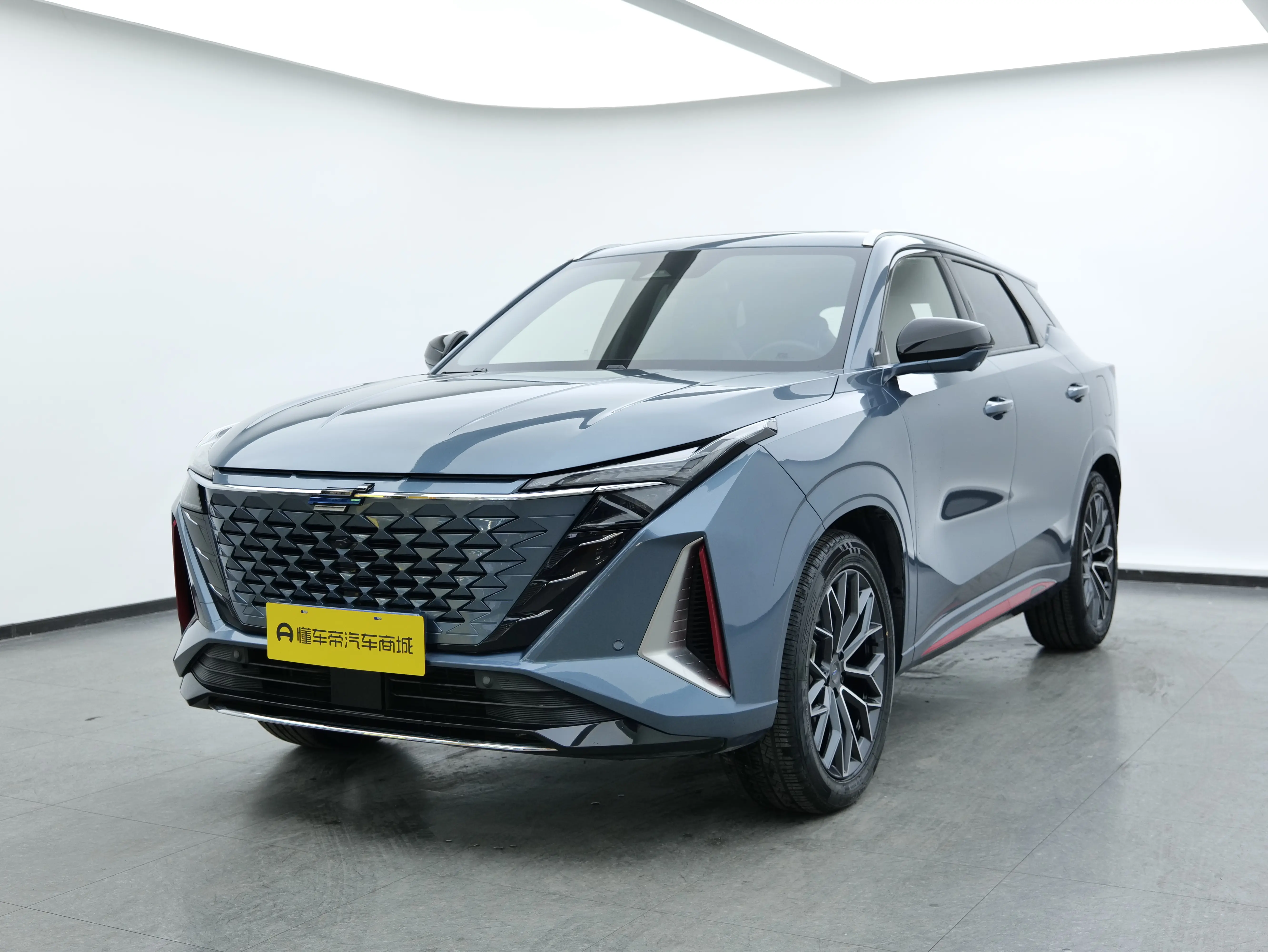 Oshan Changan Auchan Z6